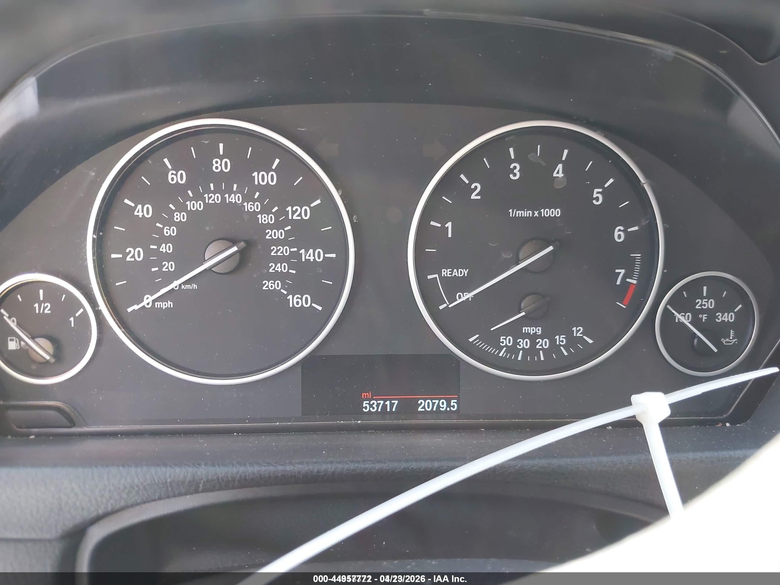 BMW 320I image 7