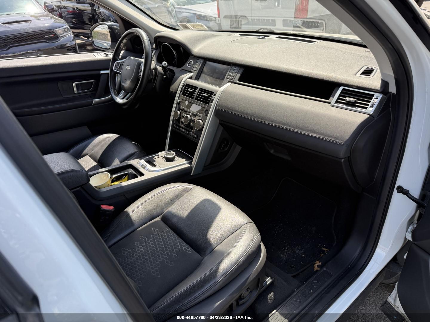 LAND ROVER image 5