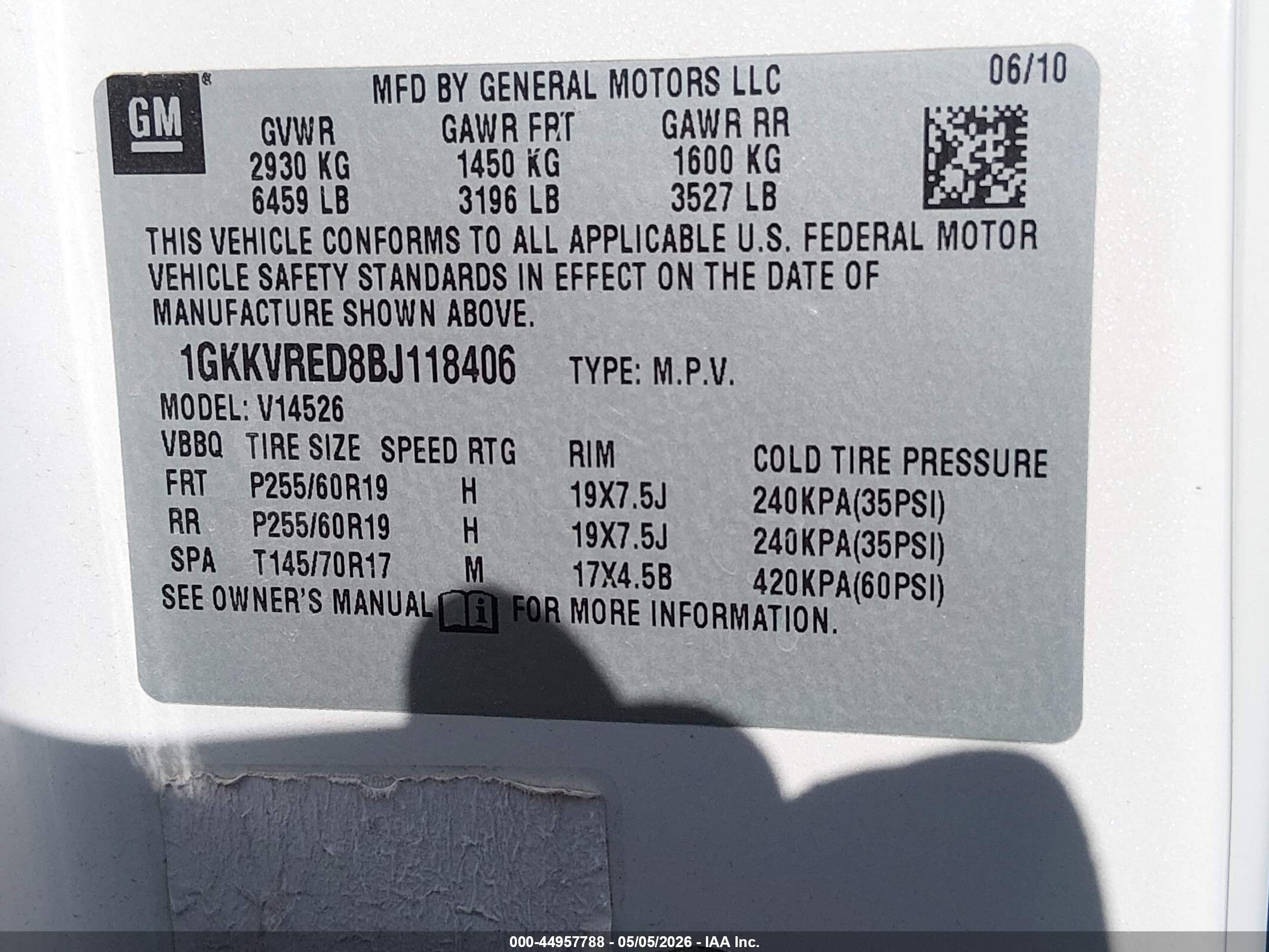 GMC ACADIA image 9