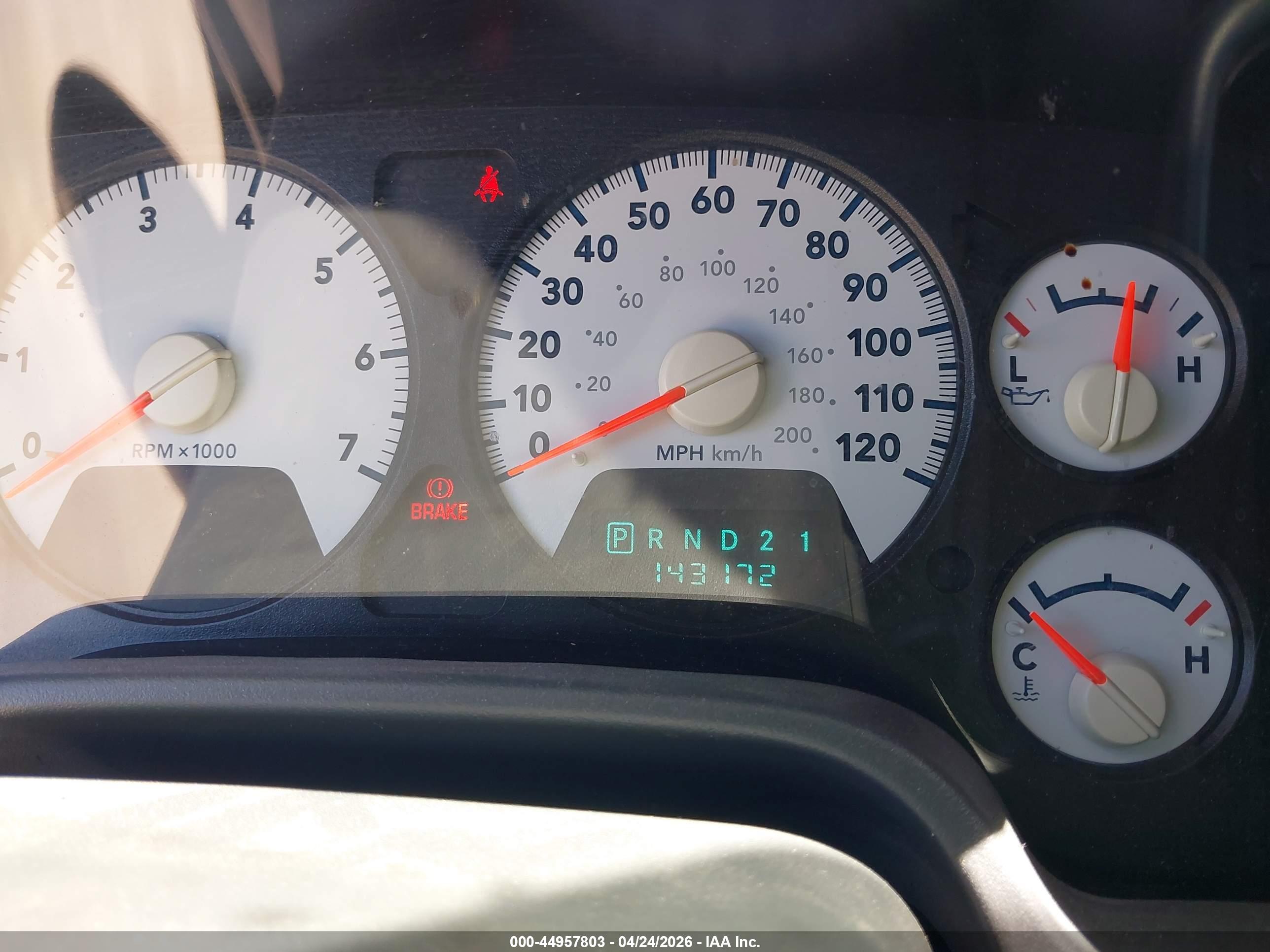 DODGE RAM image 7