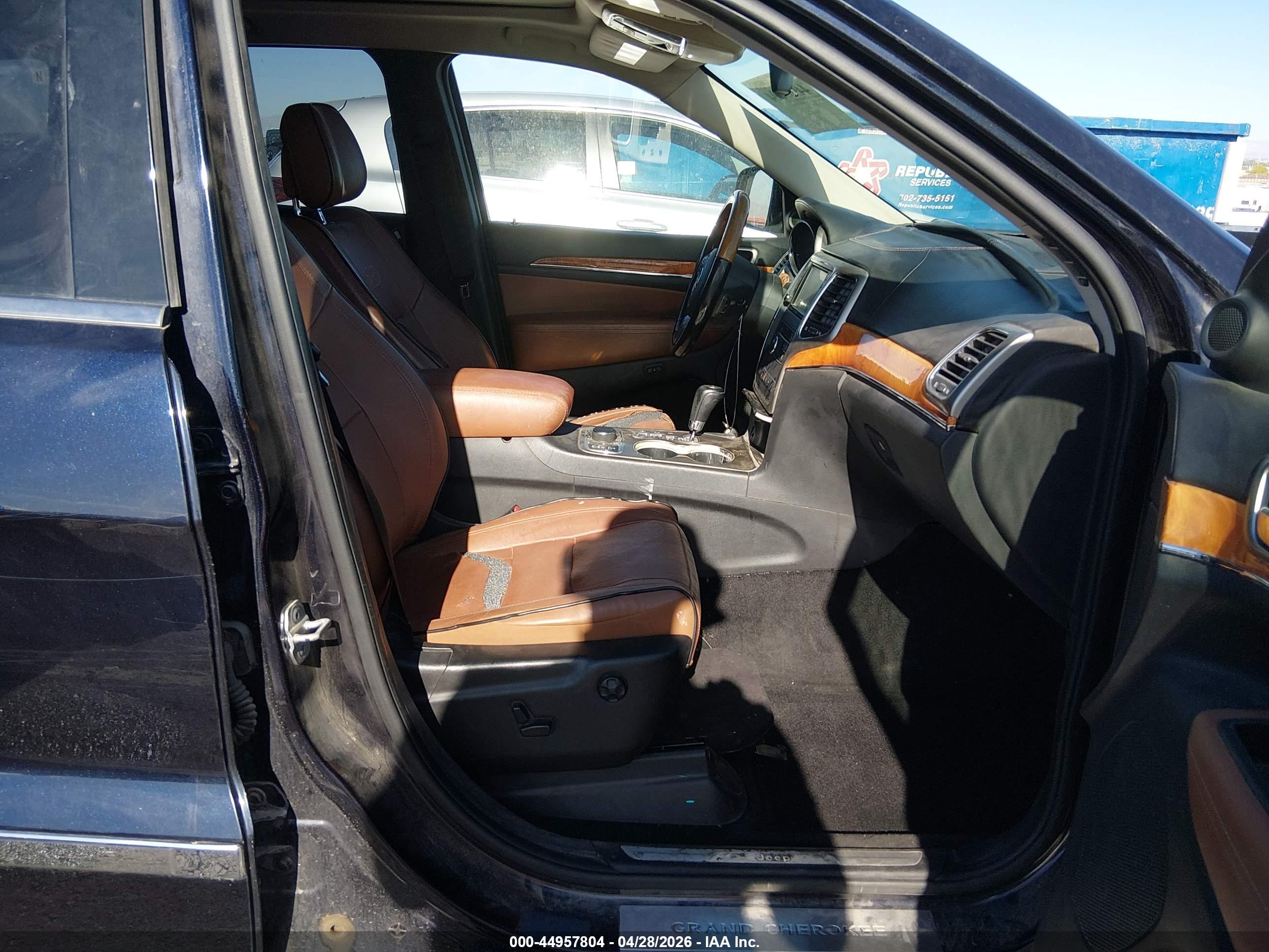 JEEP GRAND image 5