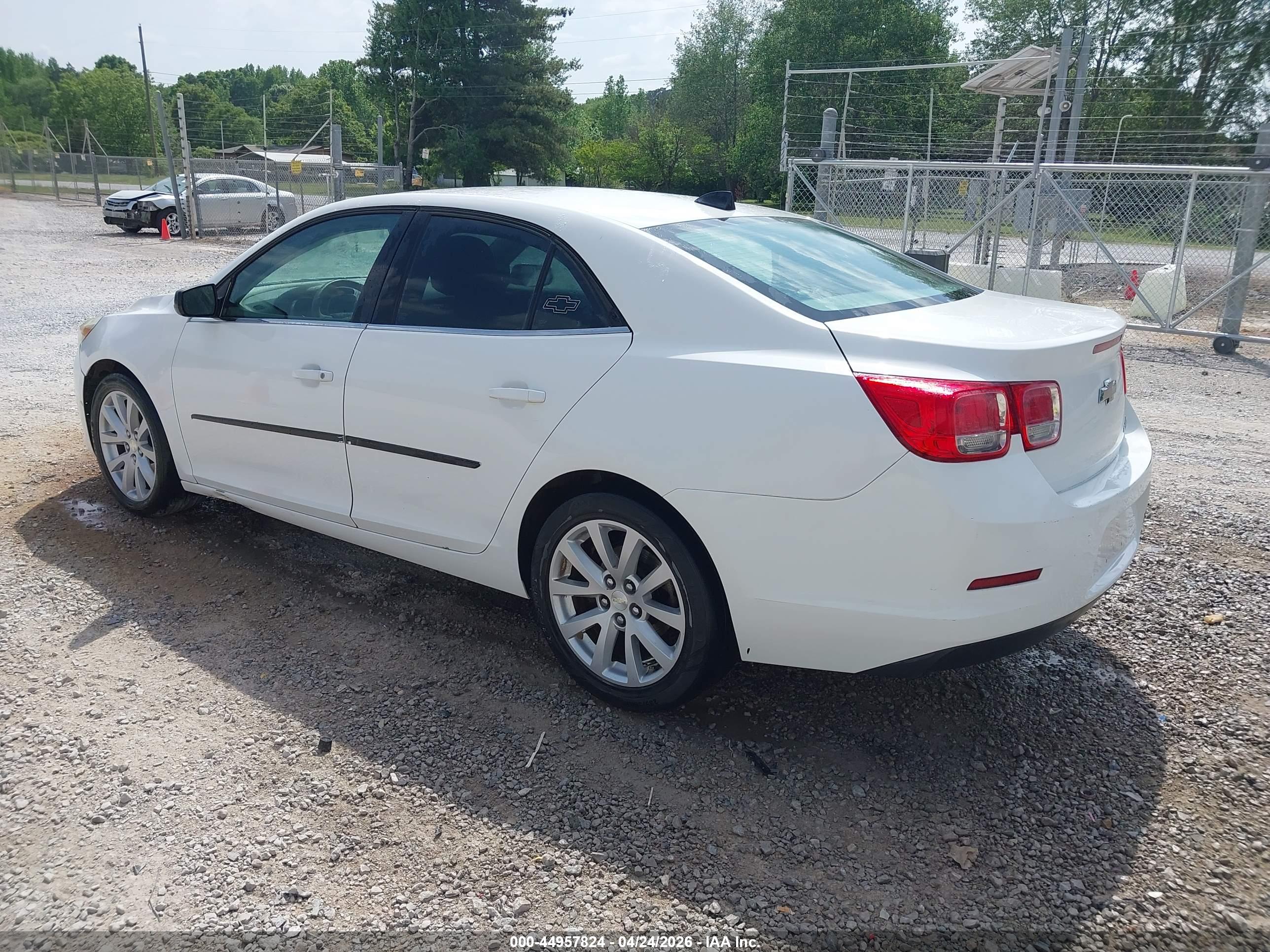 CHEVROLET MALIBU image 3