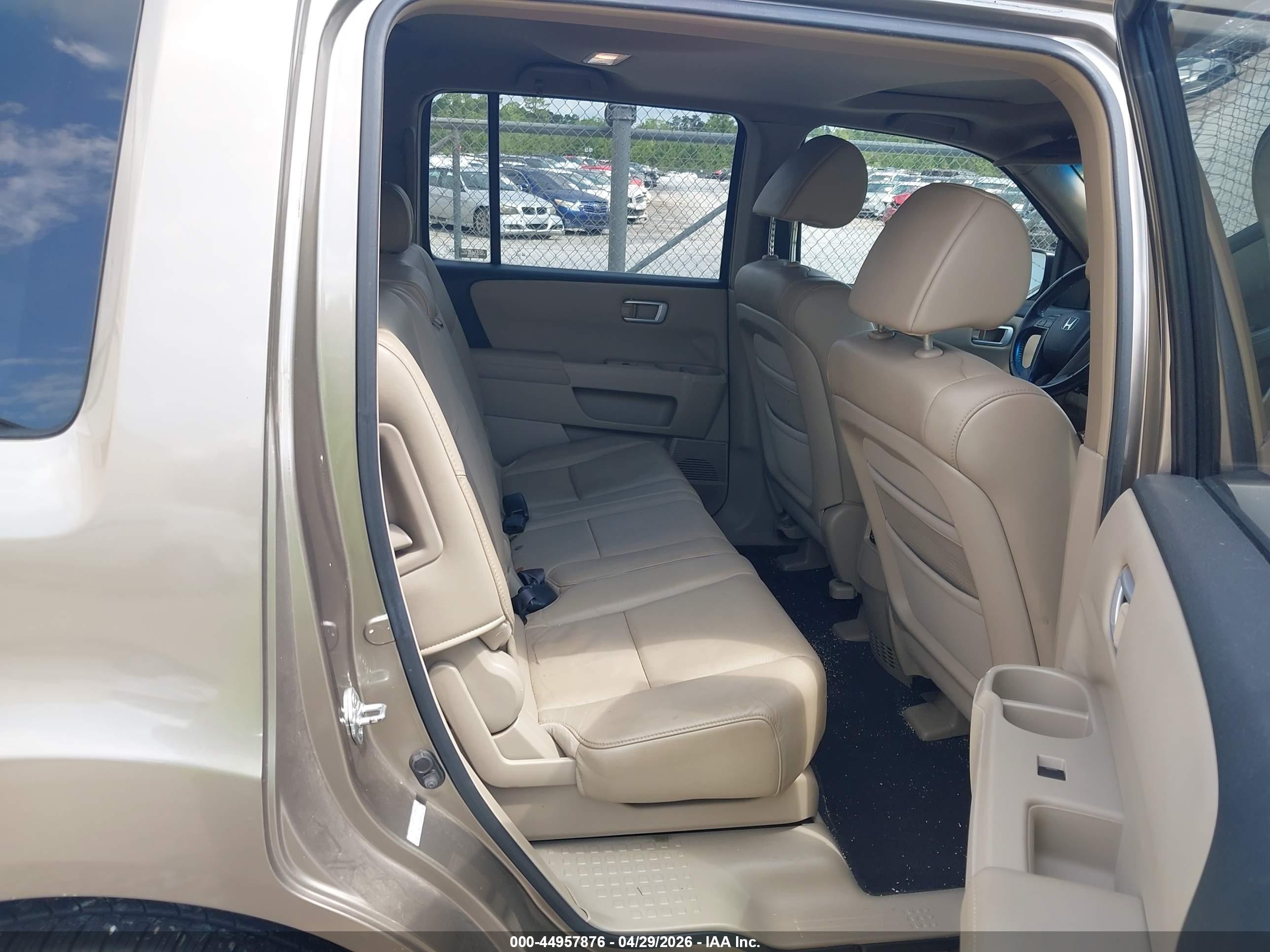 HONDA PILOT image 8