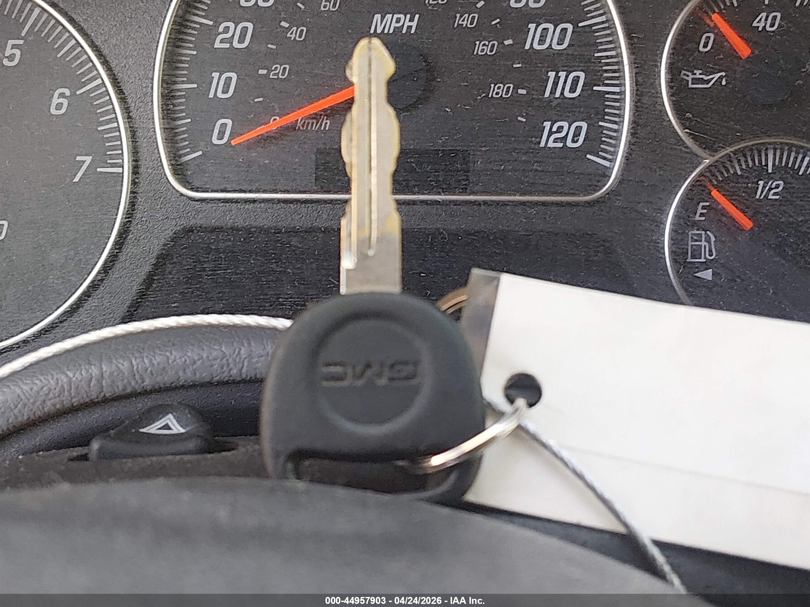 GMC ENVOY image 11