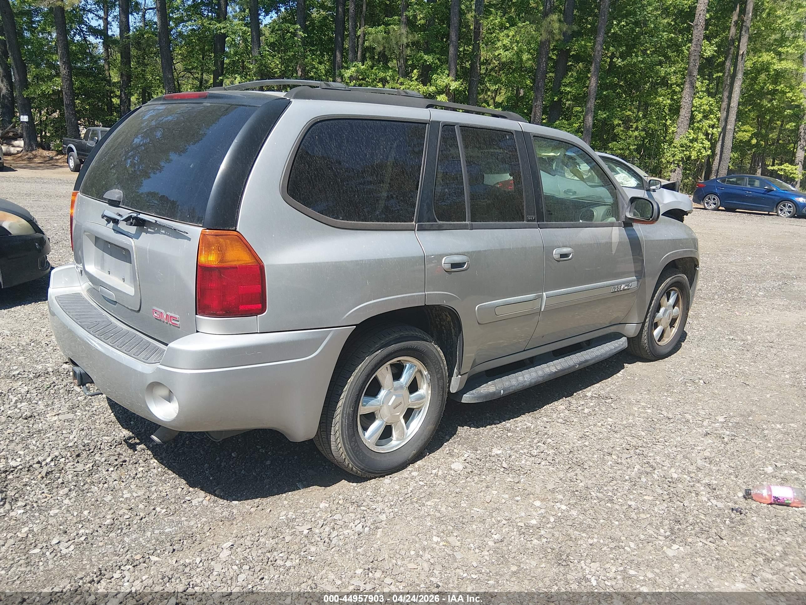 GMC ENVOY image 4
