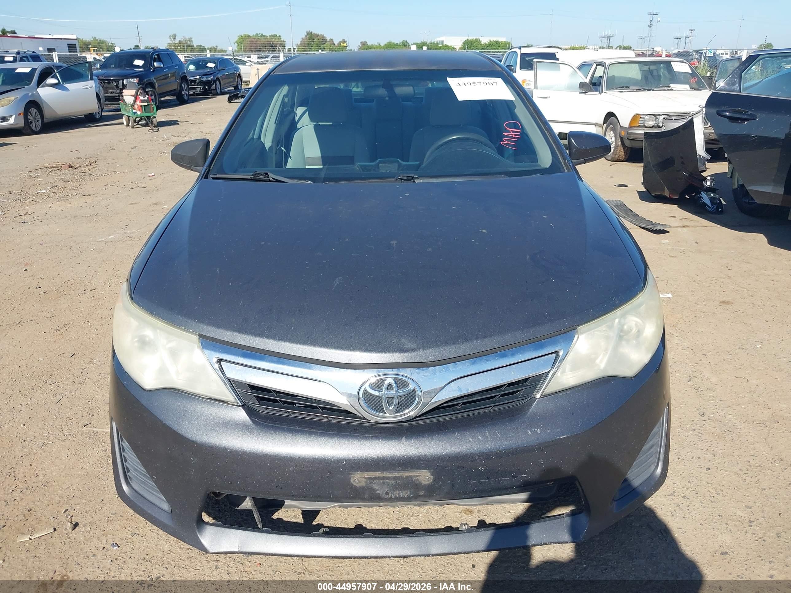 TOYOTA CAMRY image 6