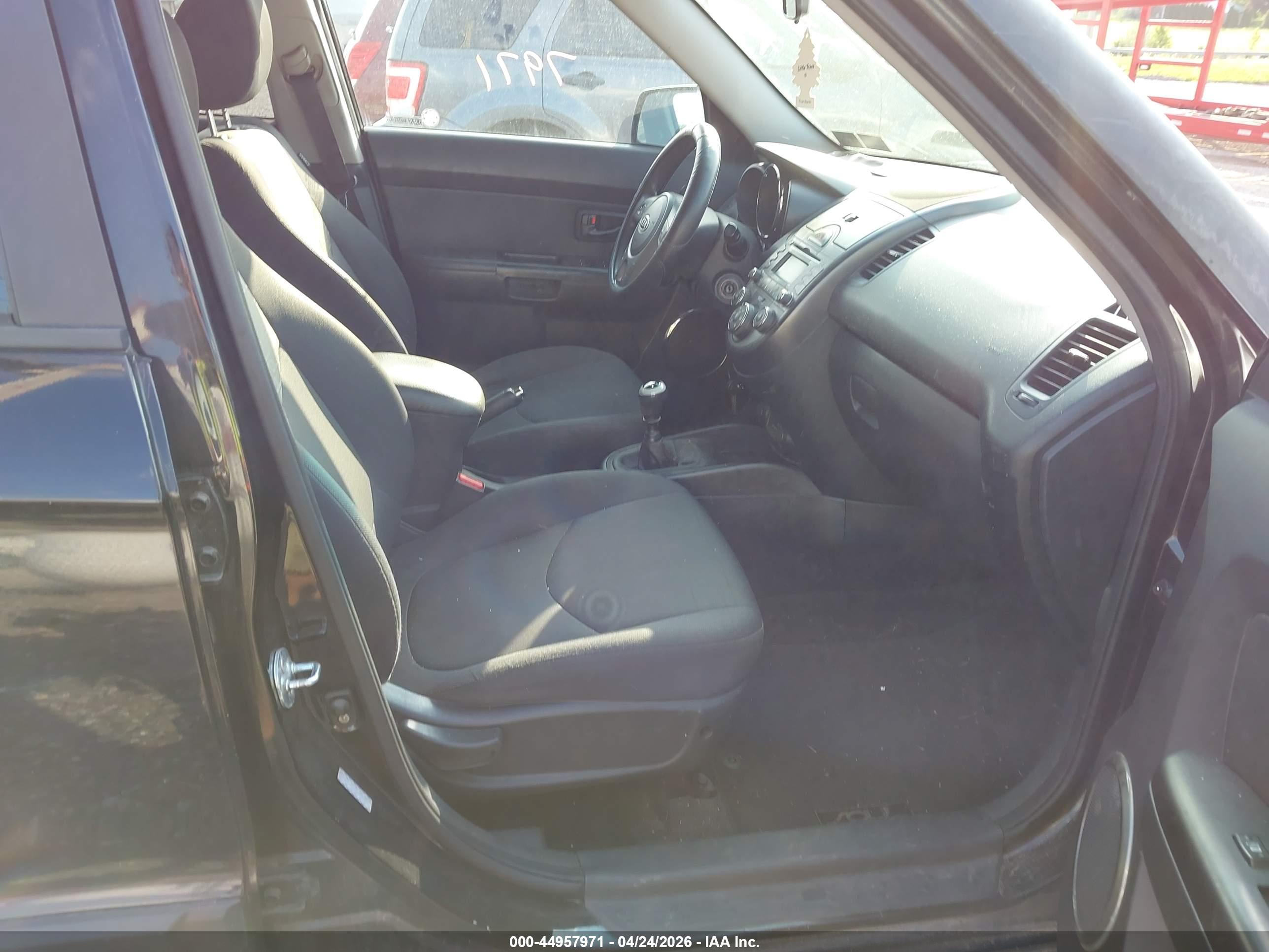 KIA SOUL image 5