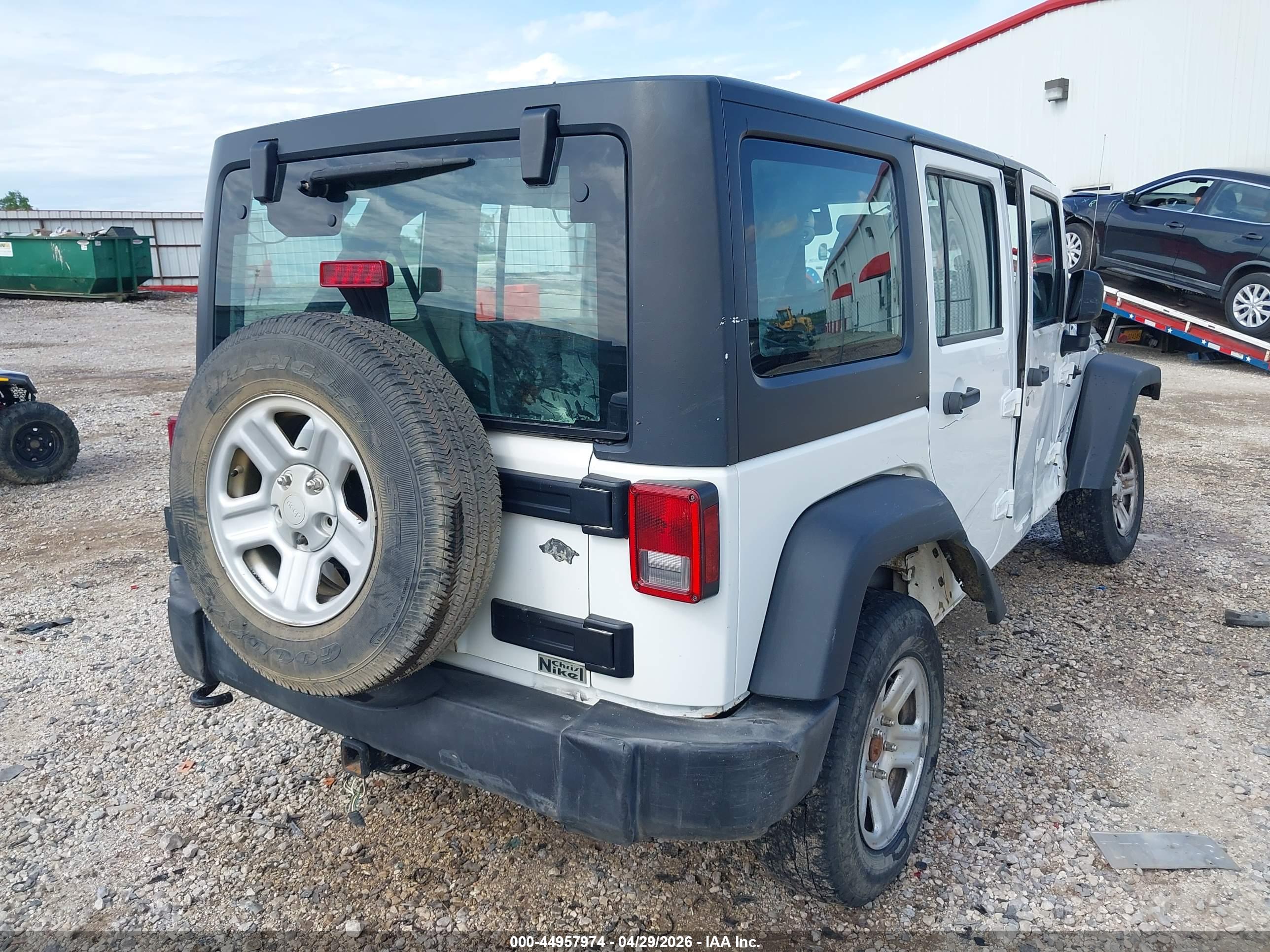 JEEP WRANGLER image 4
