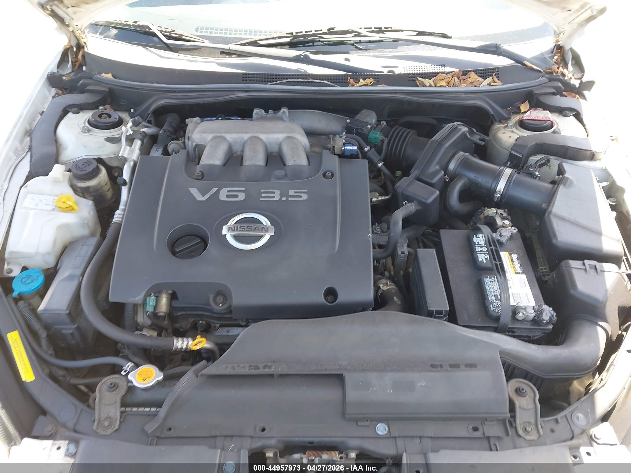NISSAN ALTIMA image 10