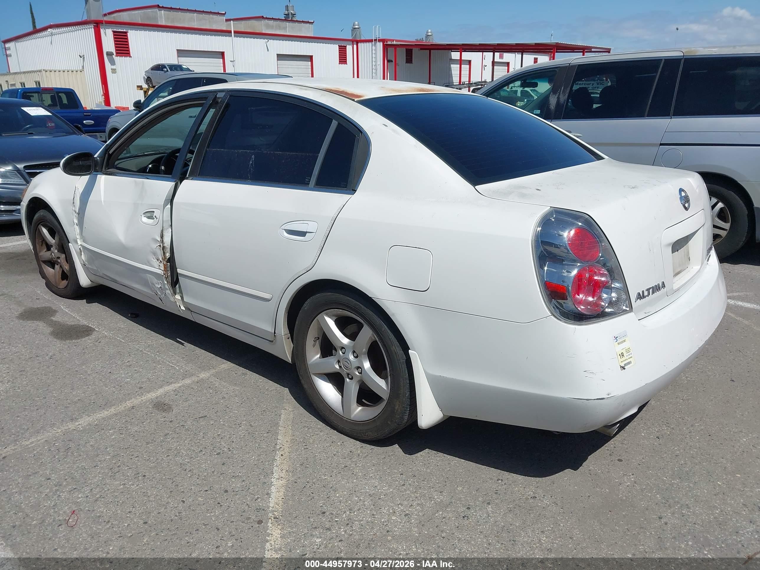 NISSAN ALTIMA image 3