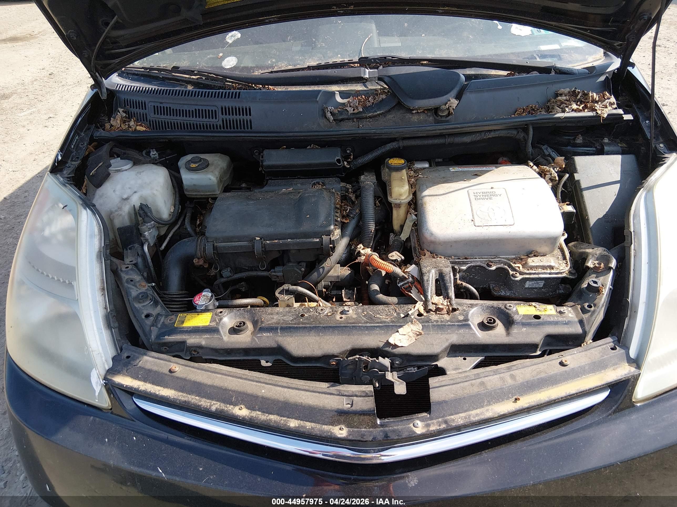 TOYOTA PRIUS image 10