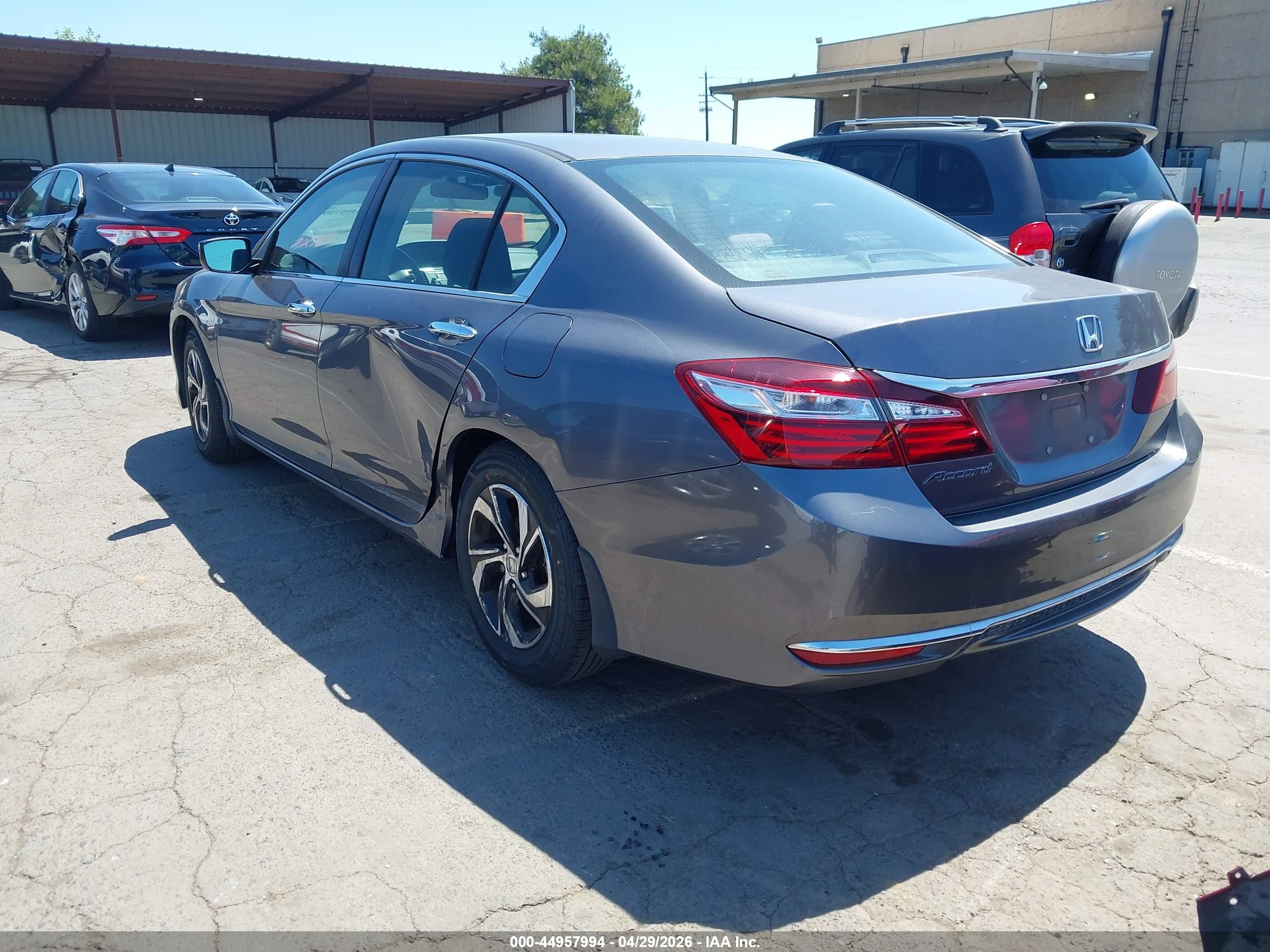 HONDA ACCORD image 3