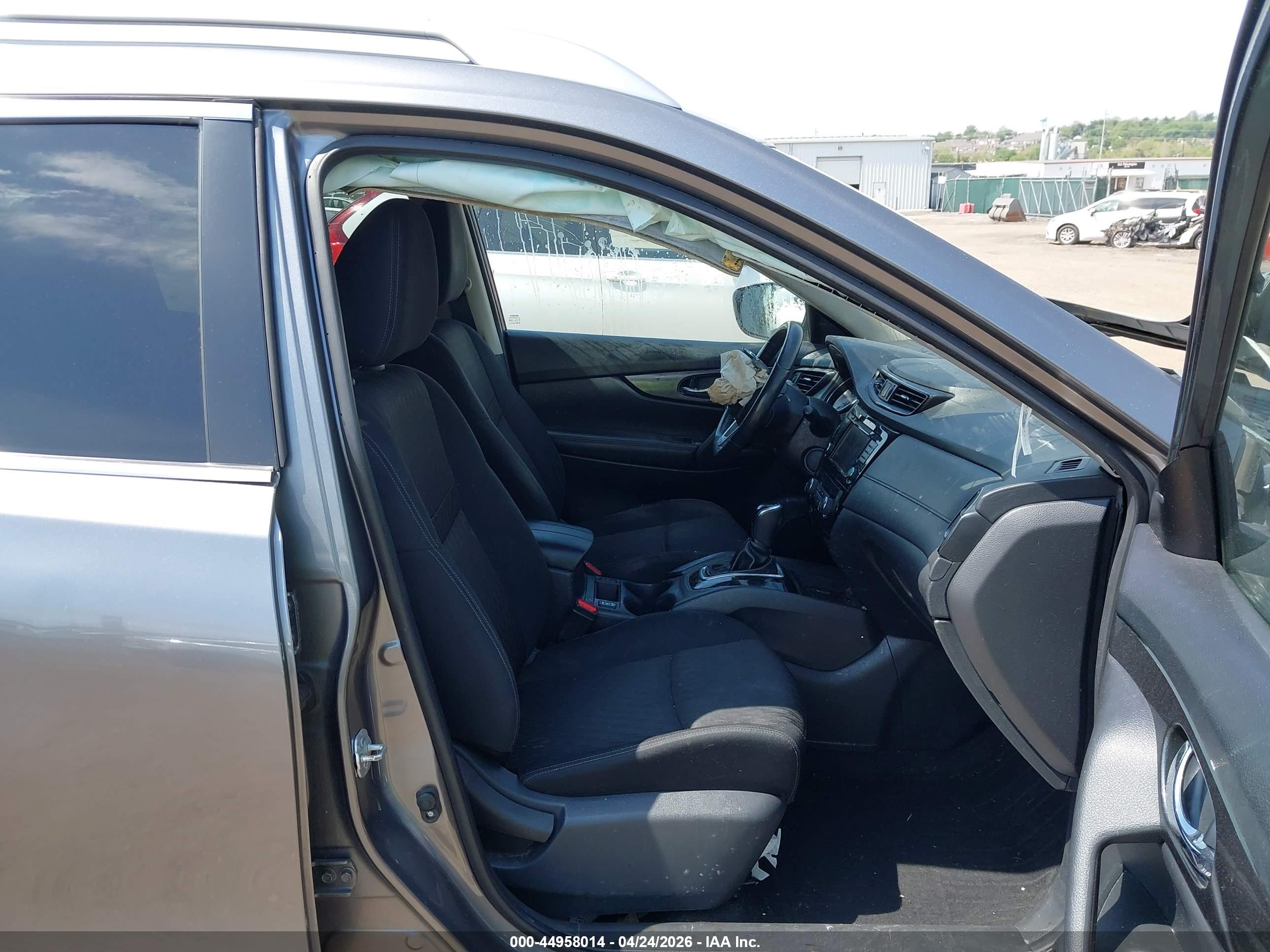 NISSAN ROGUE image 5