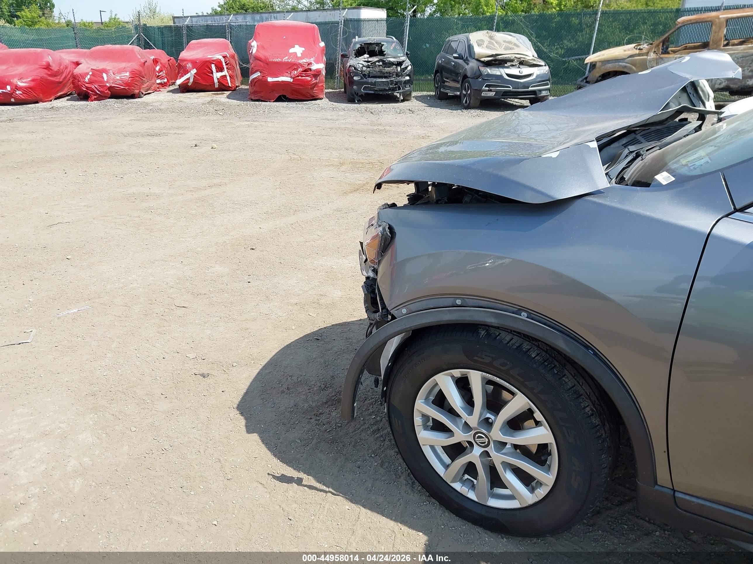 NISSAN ROGUE image 6