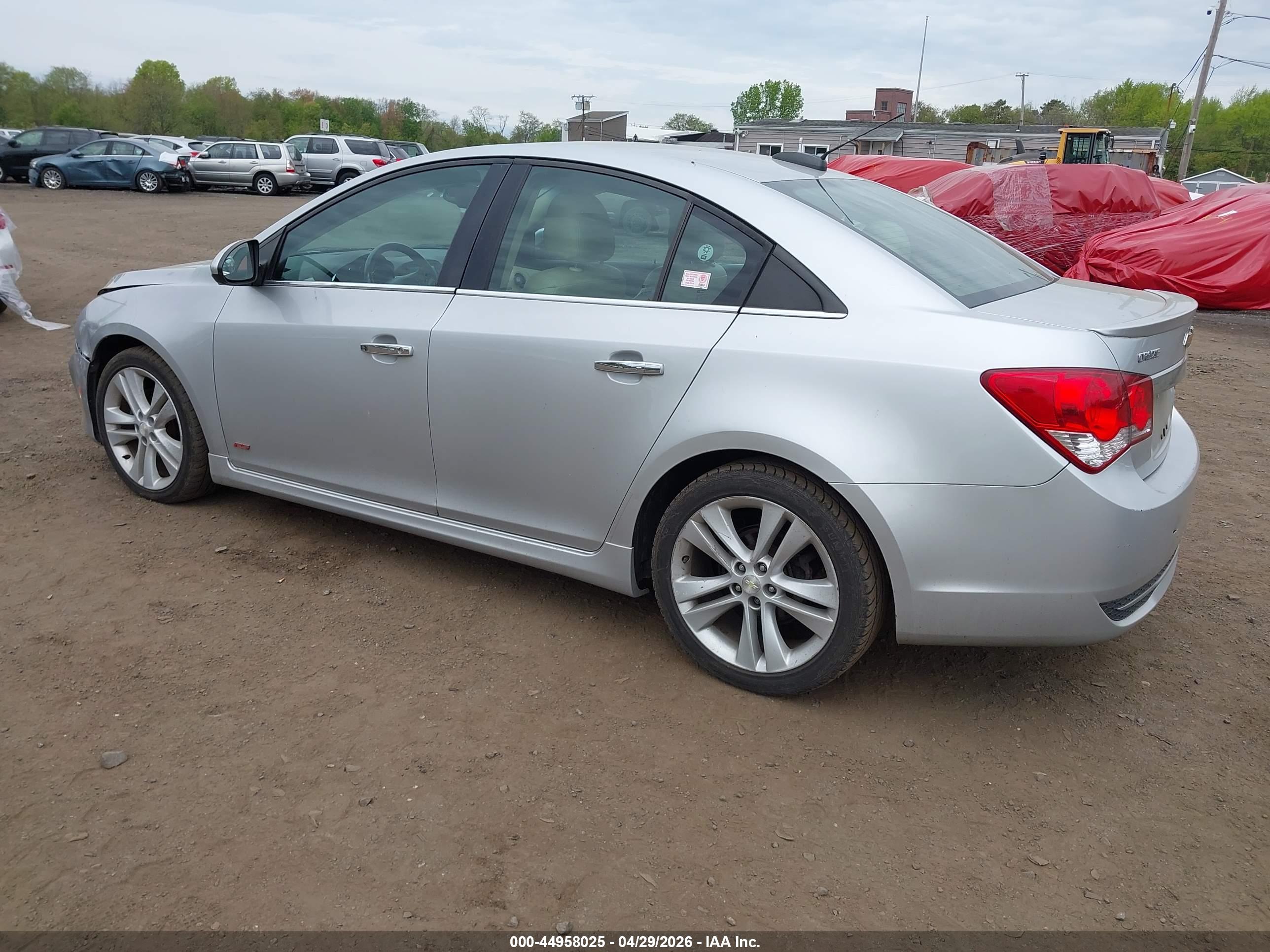 CHEVROLET CRUZE image 3