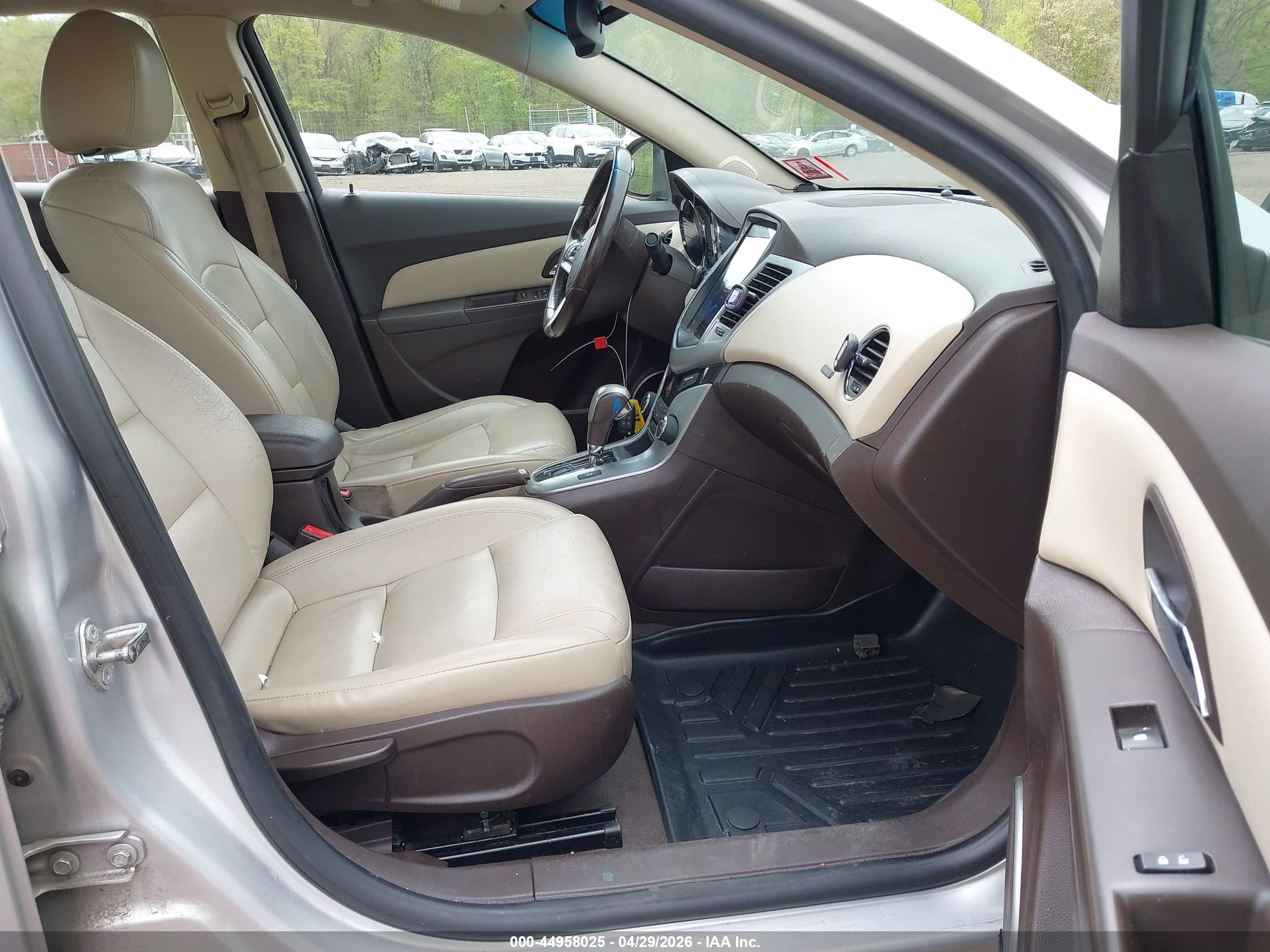CHEVROLET CRUZE image 5