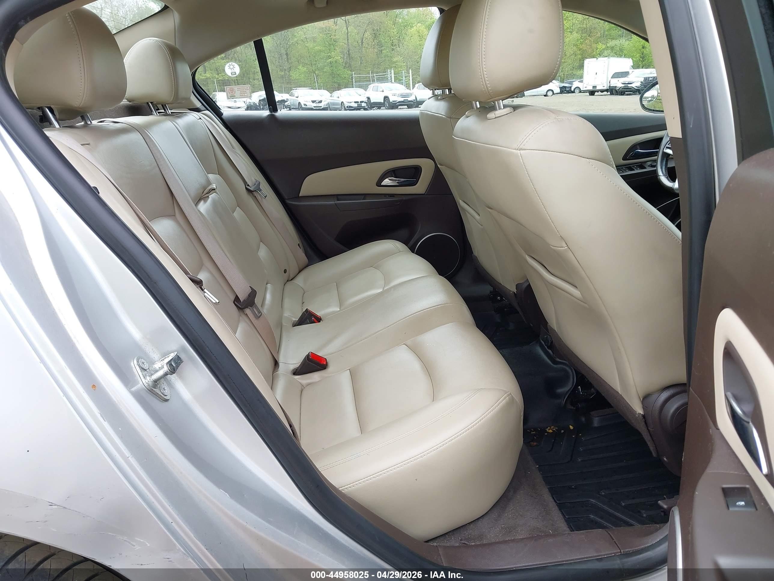 CHEVROLET CRUZE image 8
