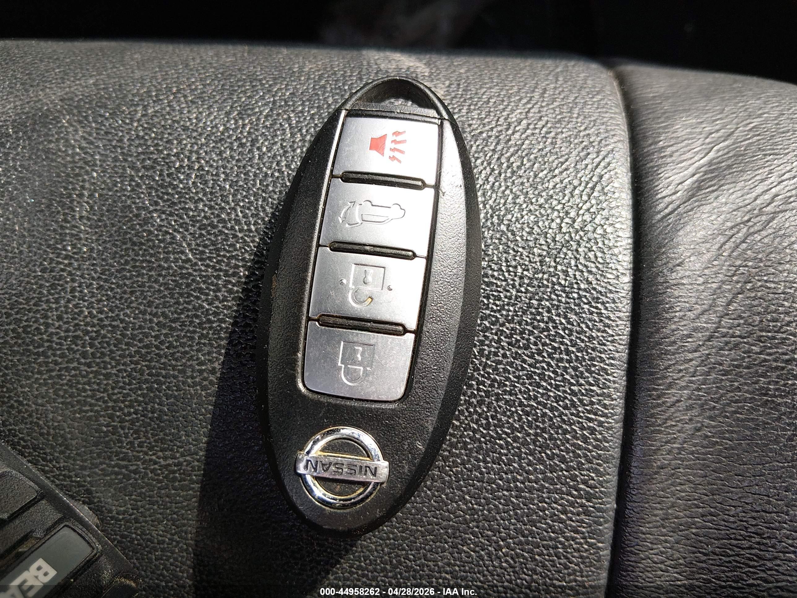 NISSAN MURANO image 11