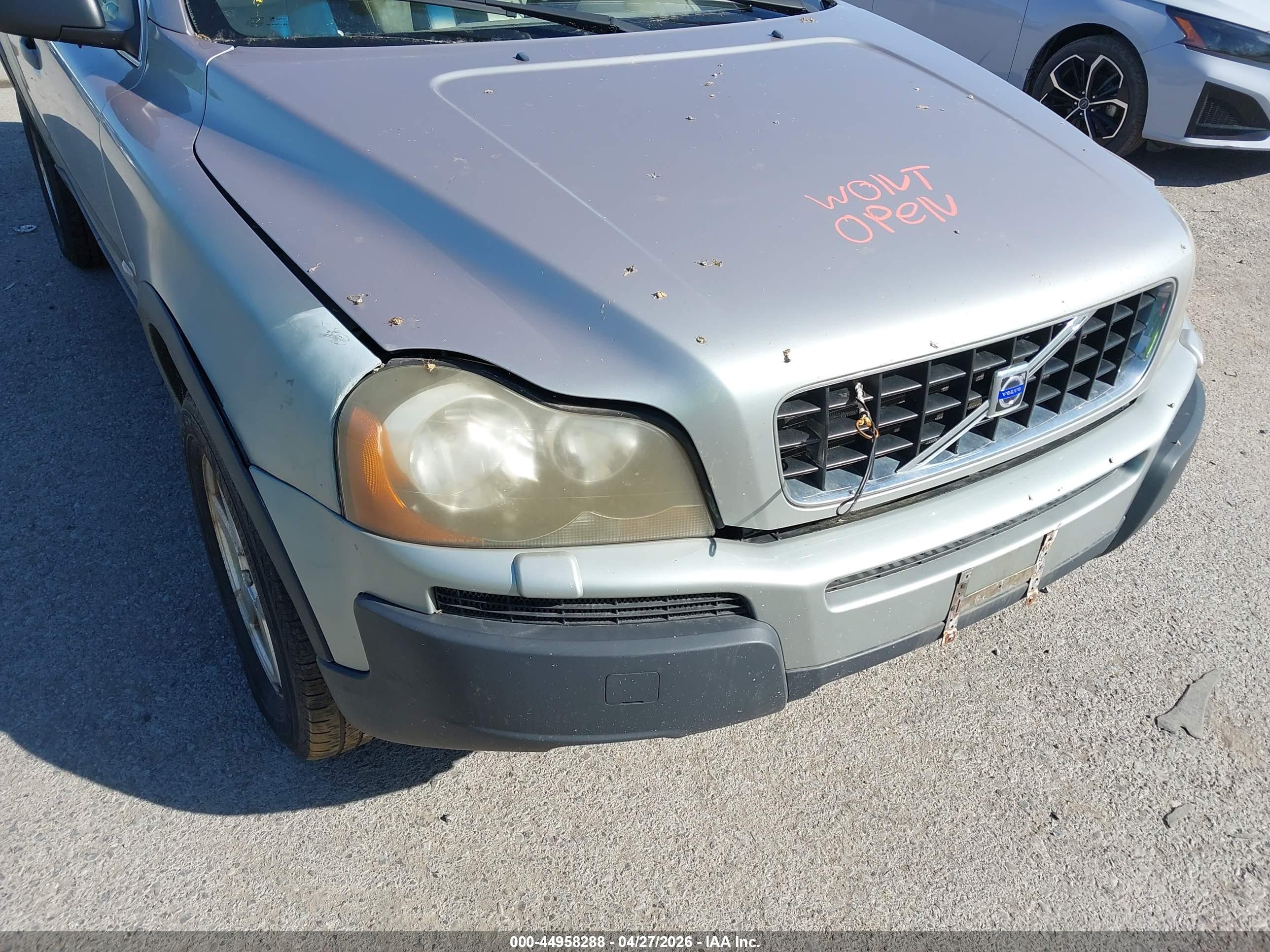 VOLVO XC90 image 6