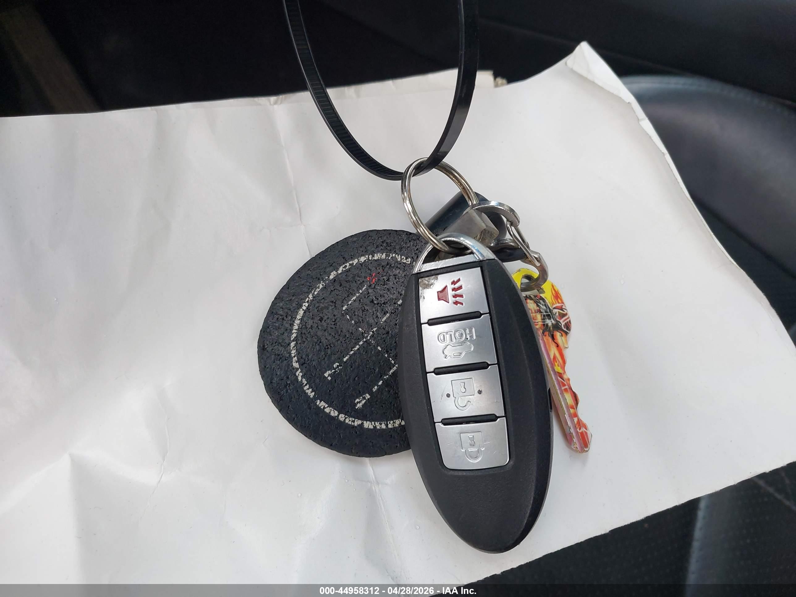INFINITI G37X image 11
