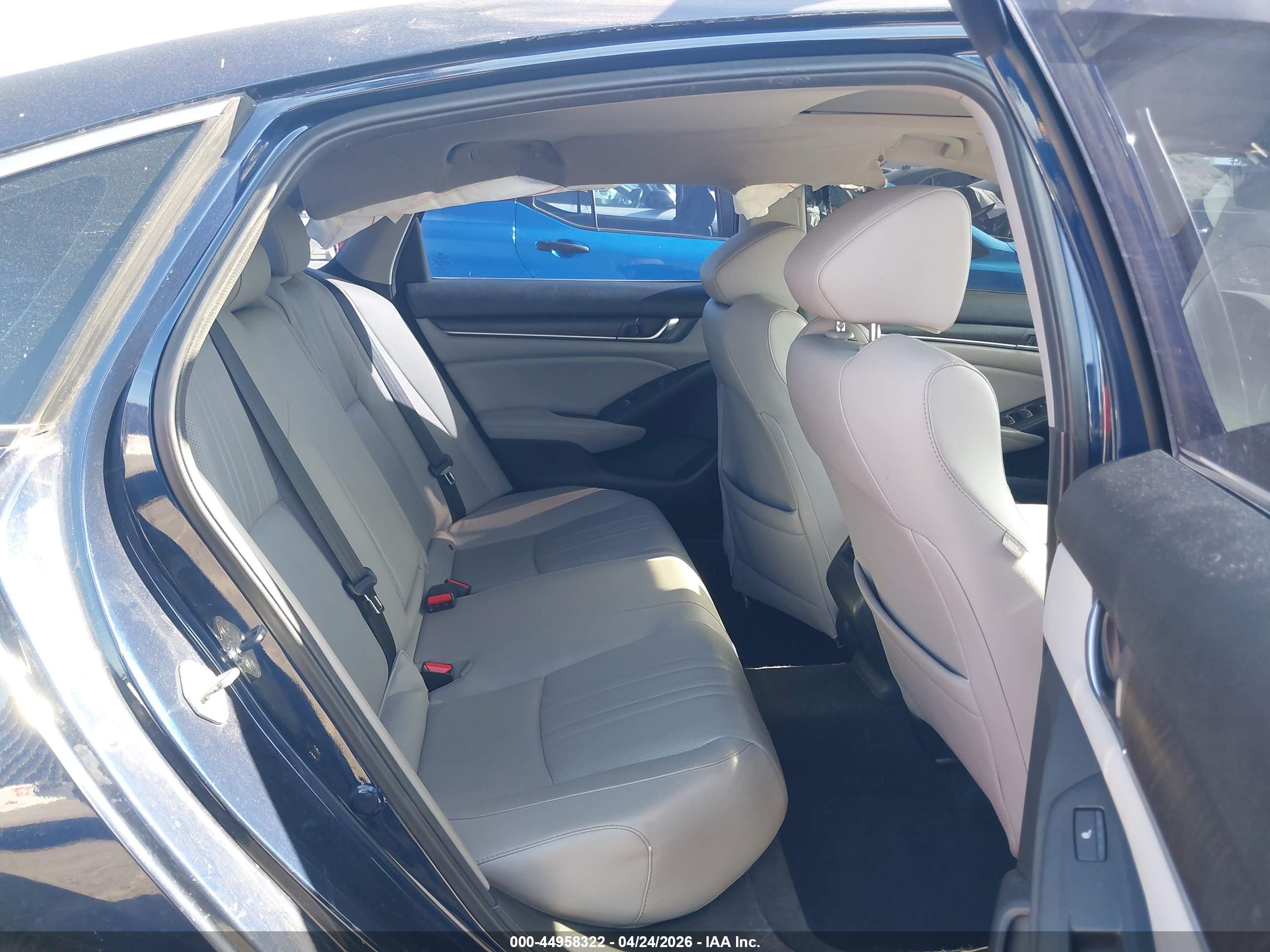 HONDA ACCORD image 8