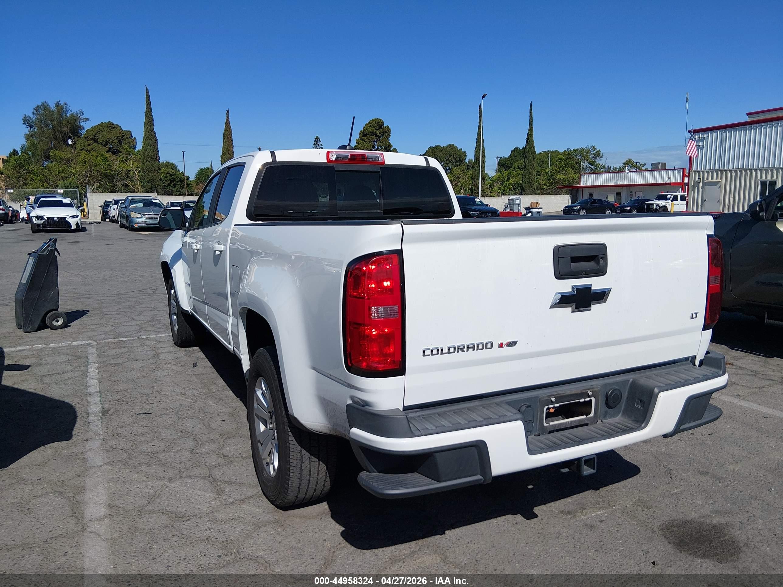 CHEVROLET COLORADO image 3