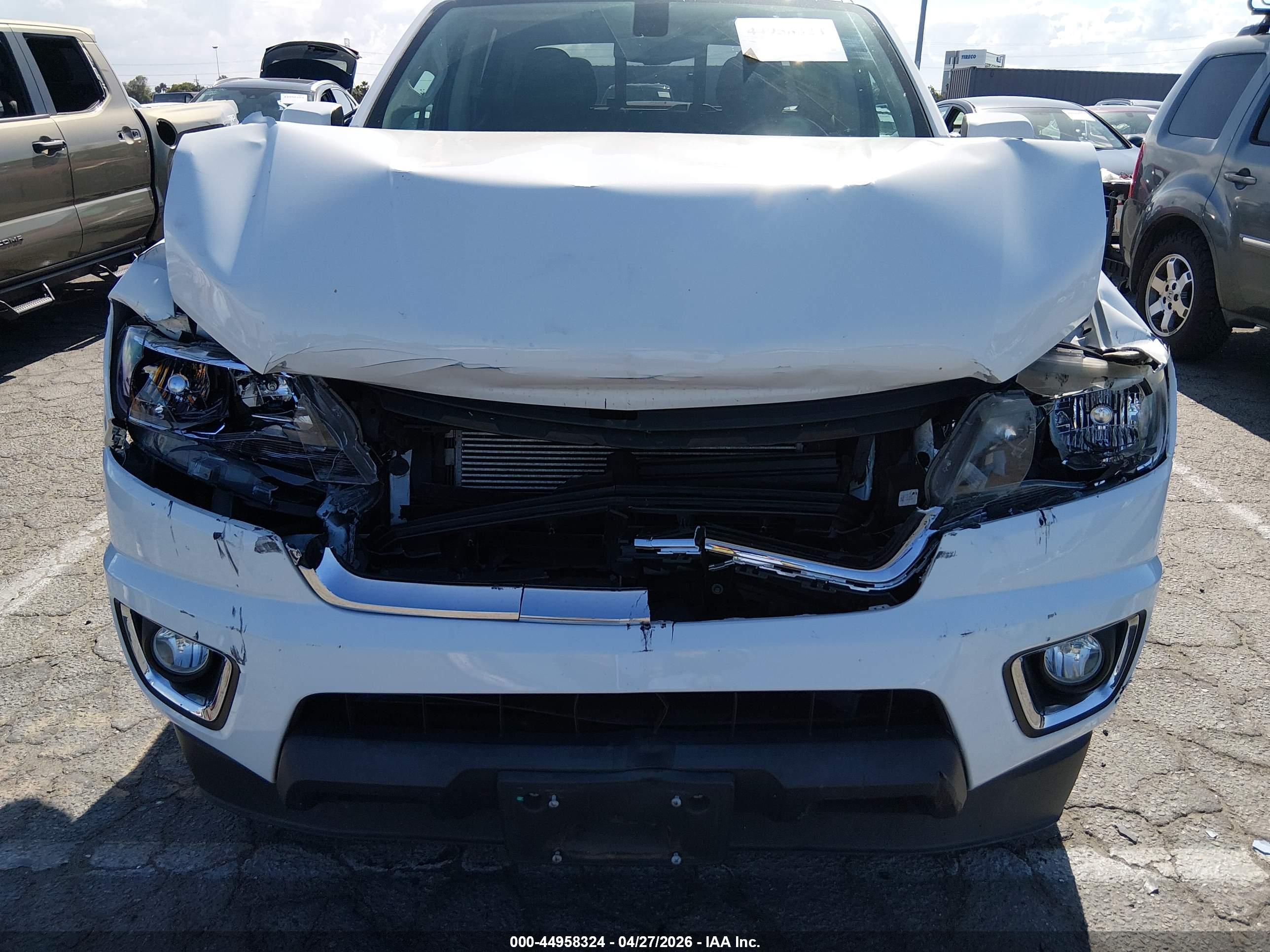 CHEVROLET COLORADO image 6