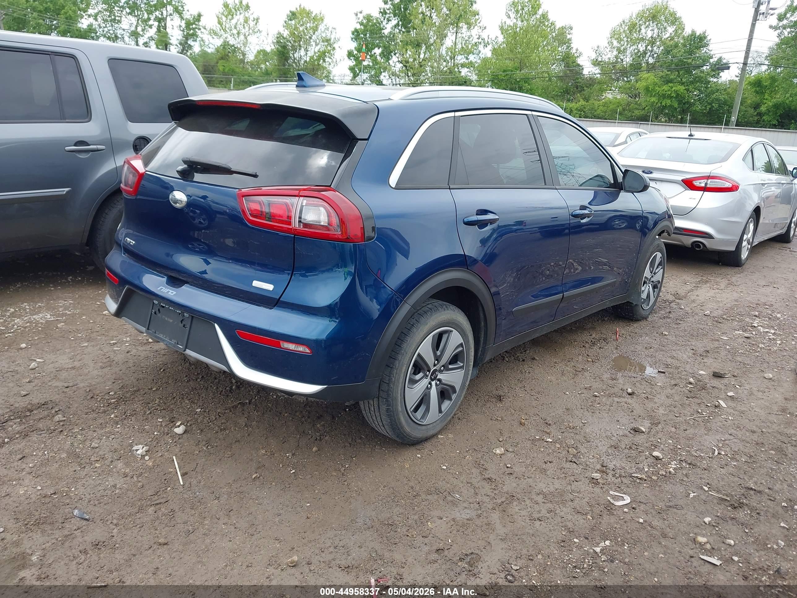 KIA NIRO image 4