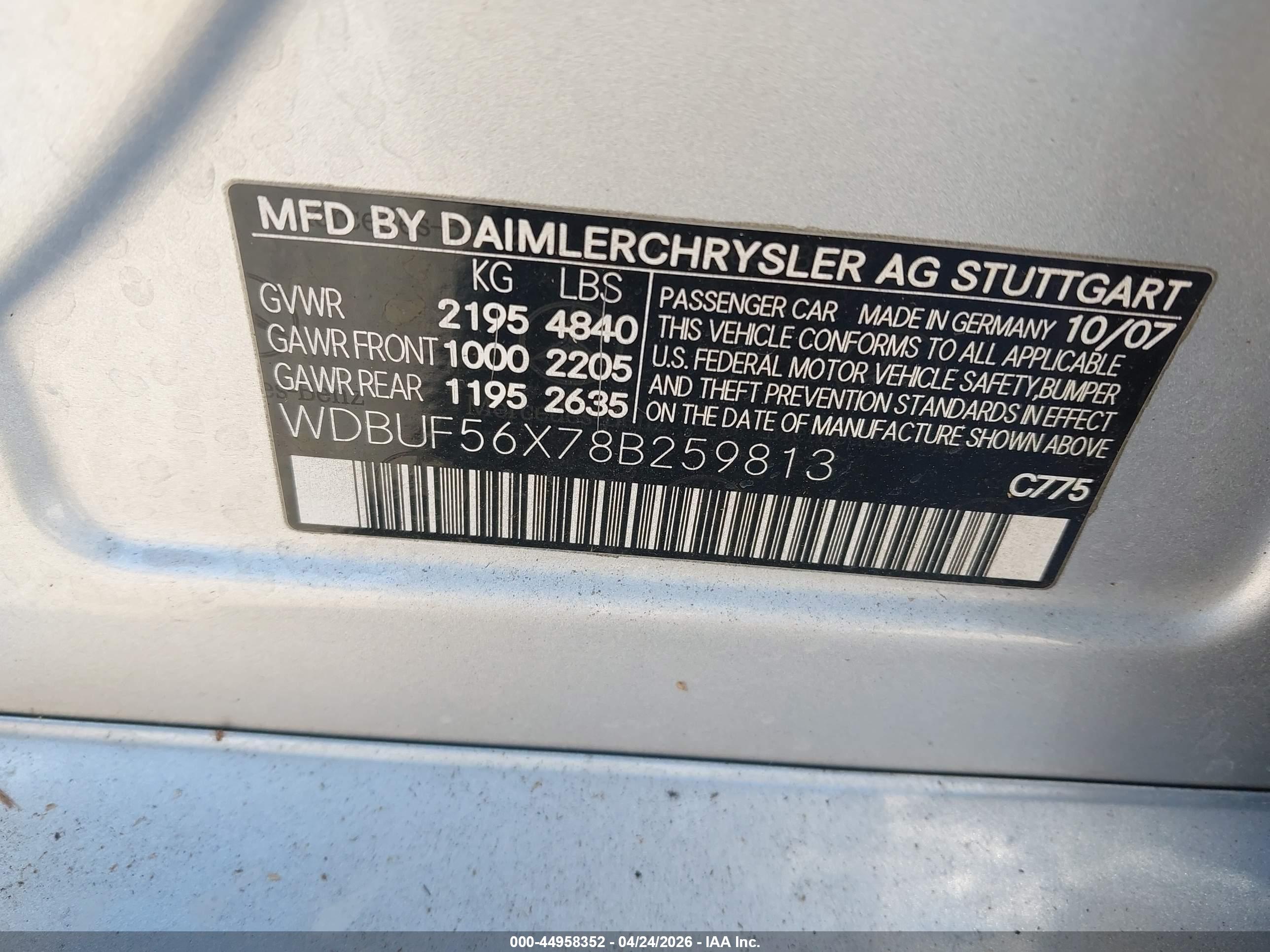 MERCEDES-BENZ E image 9