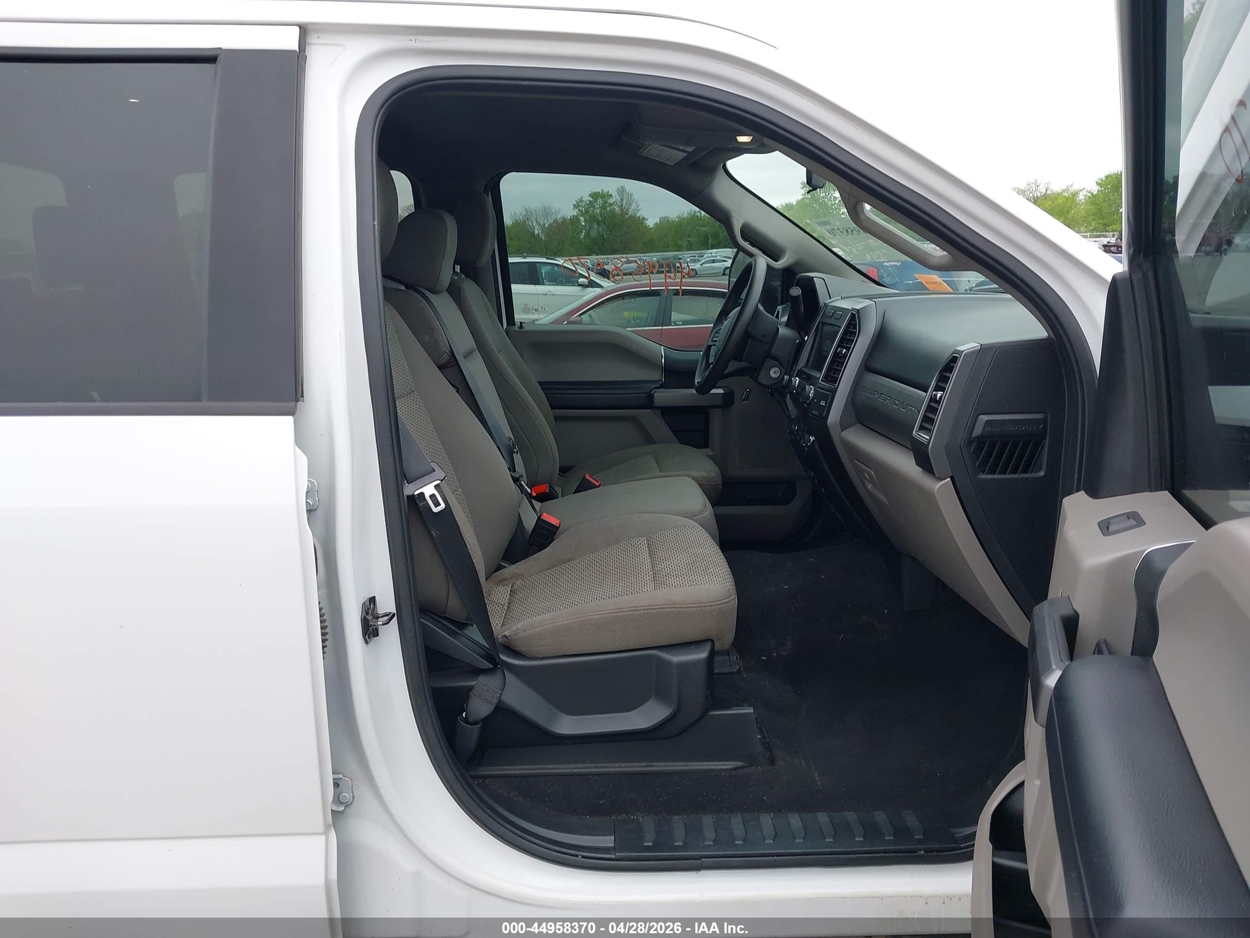 FORD F-250 image 5