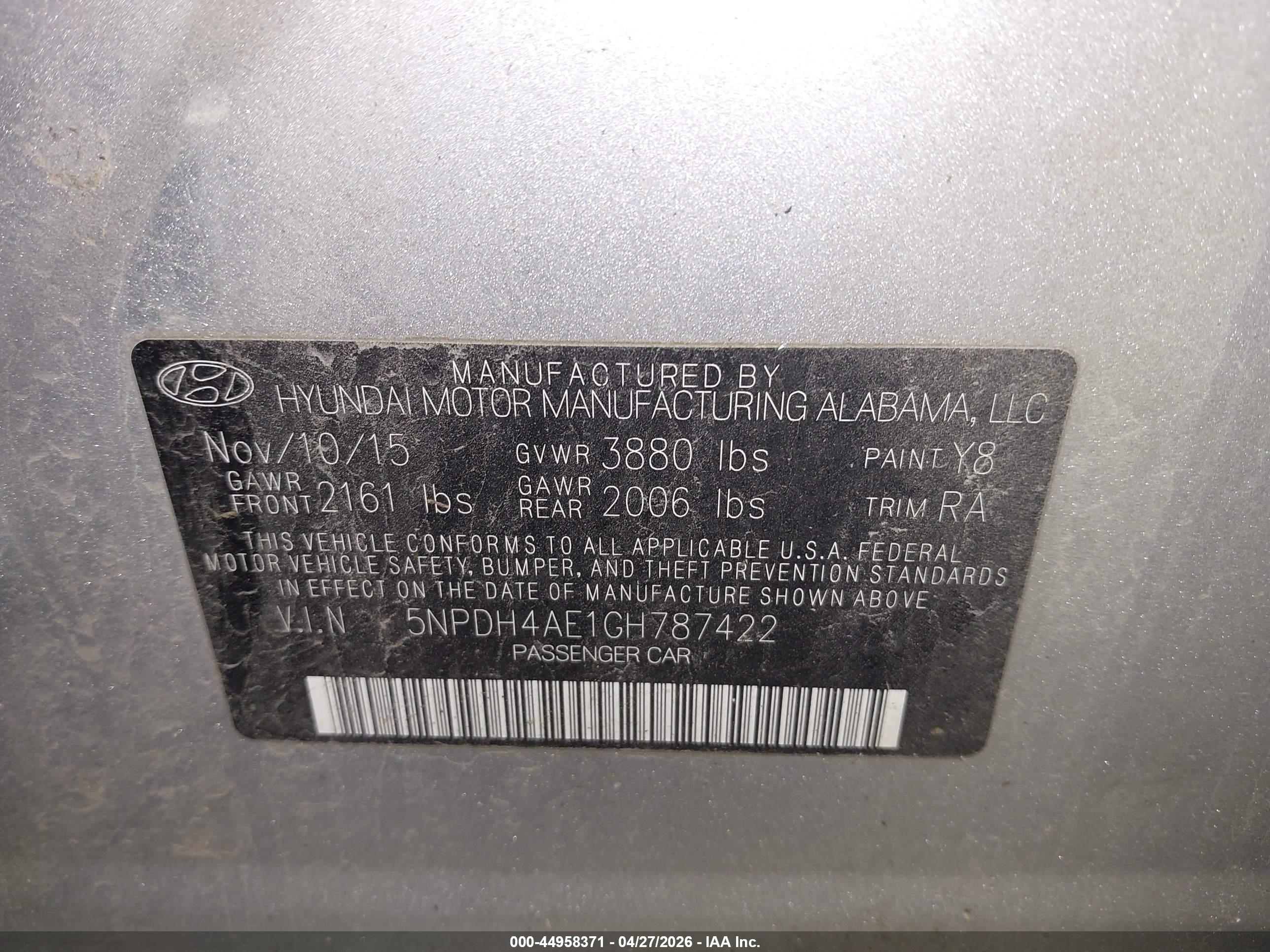 HYUNDAI ELANTRA image 9