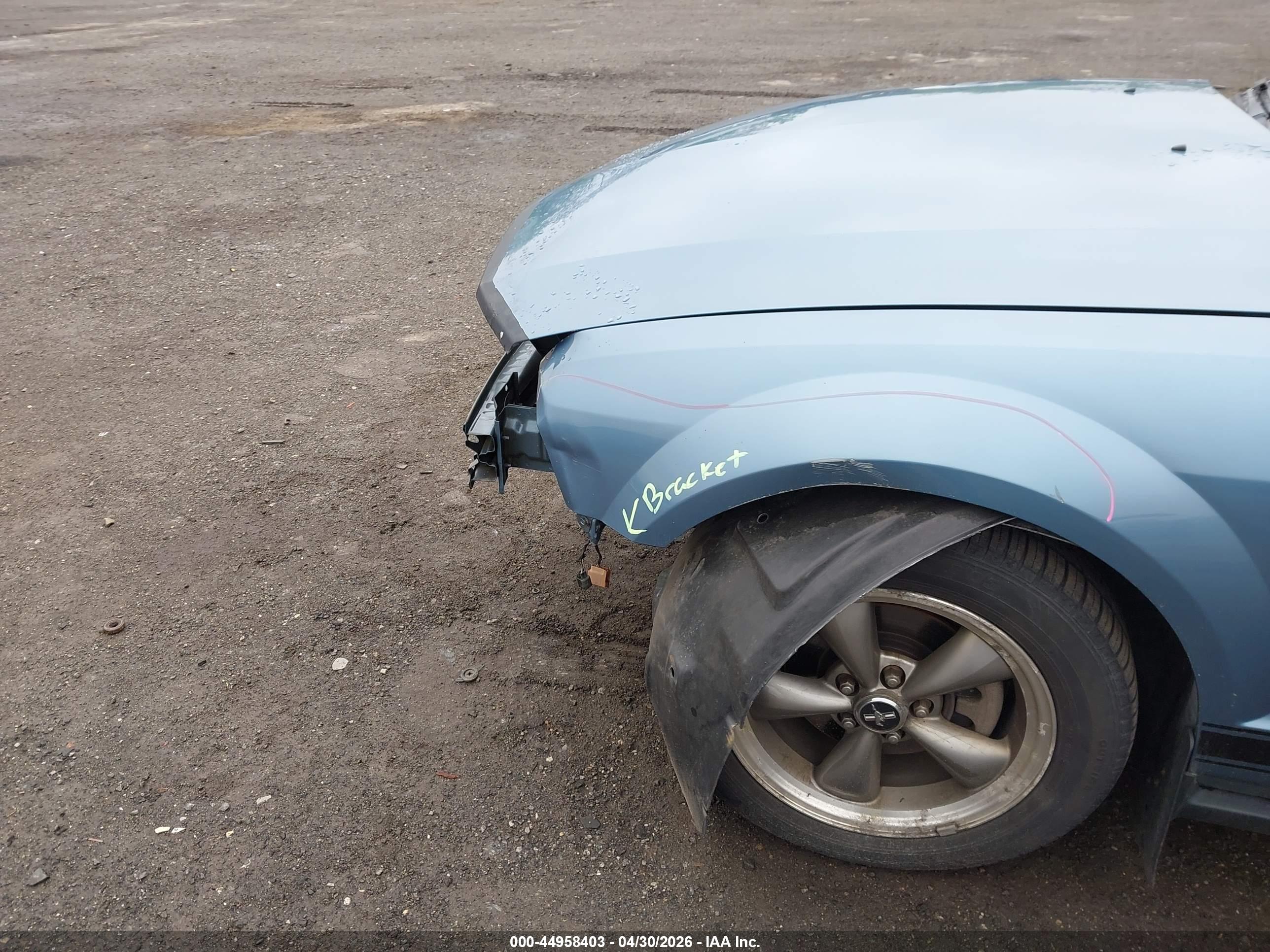 FORD MUSTANG image 6
