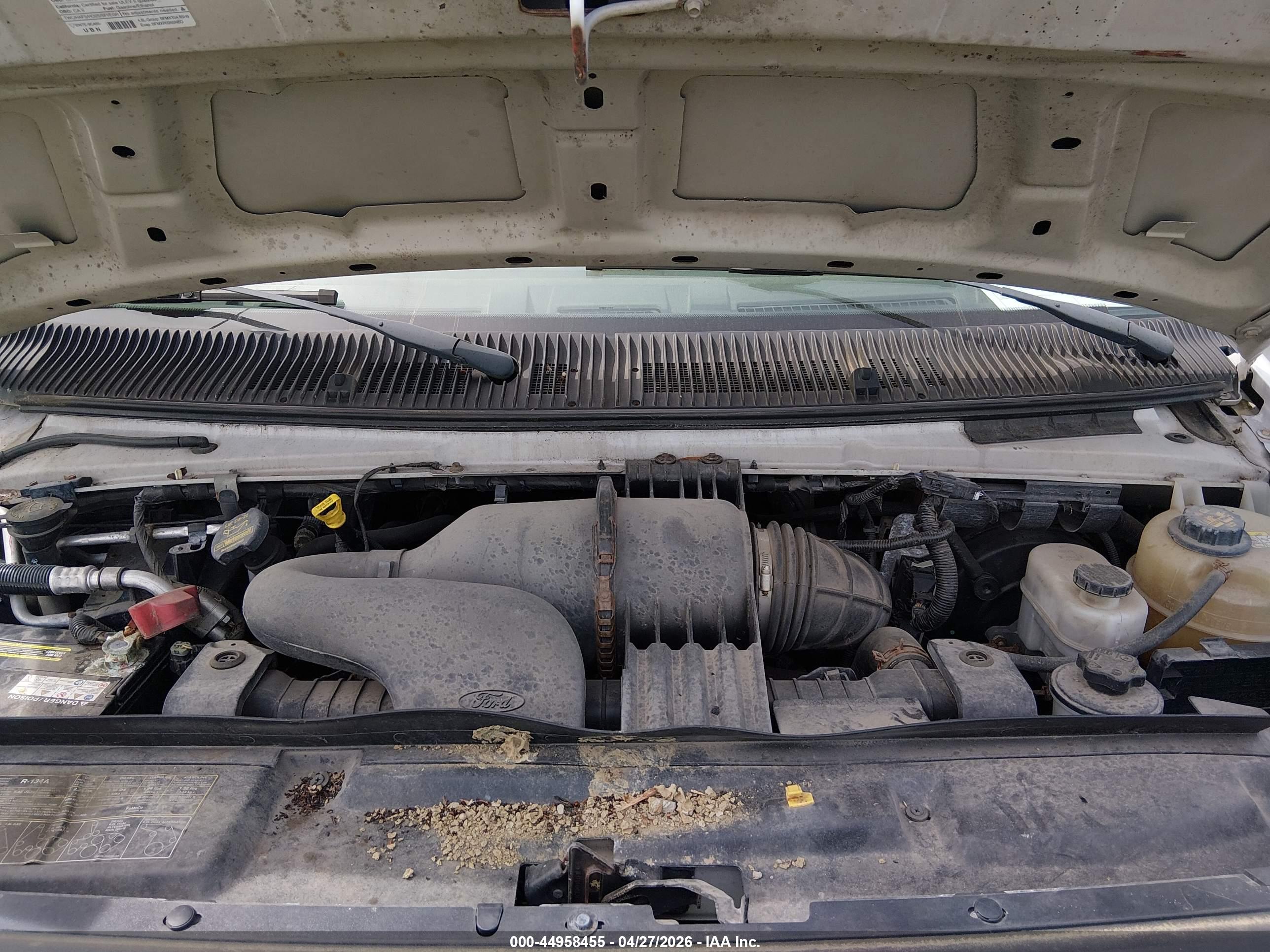 FORD E-150 image 10
