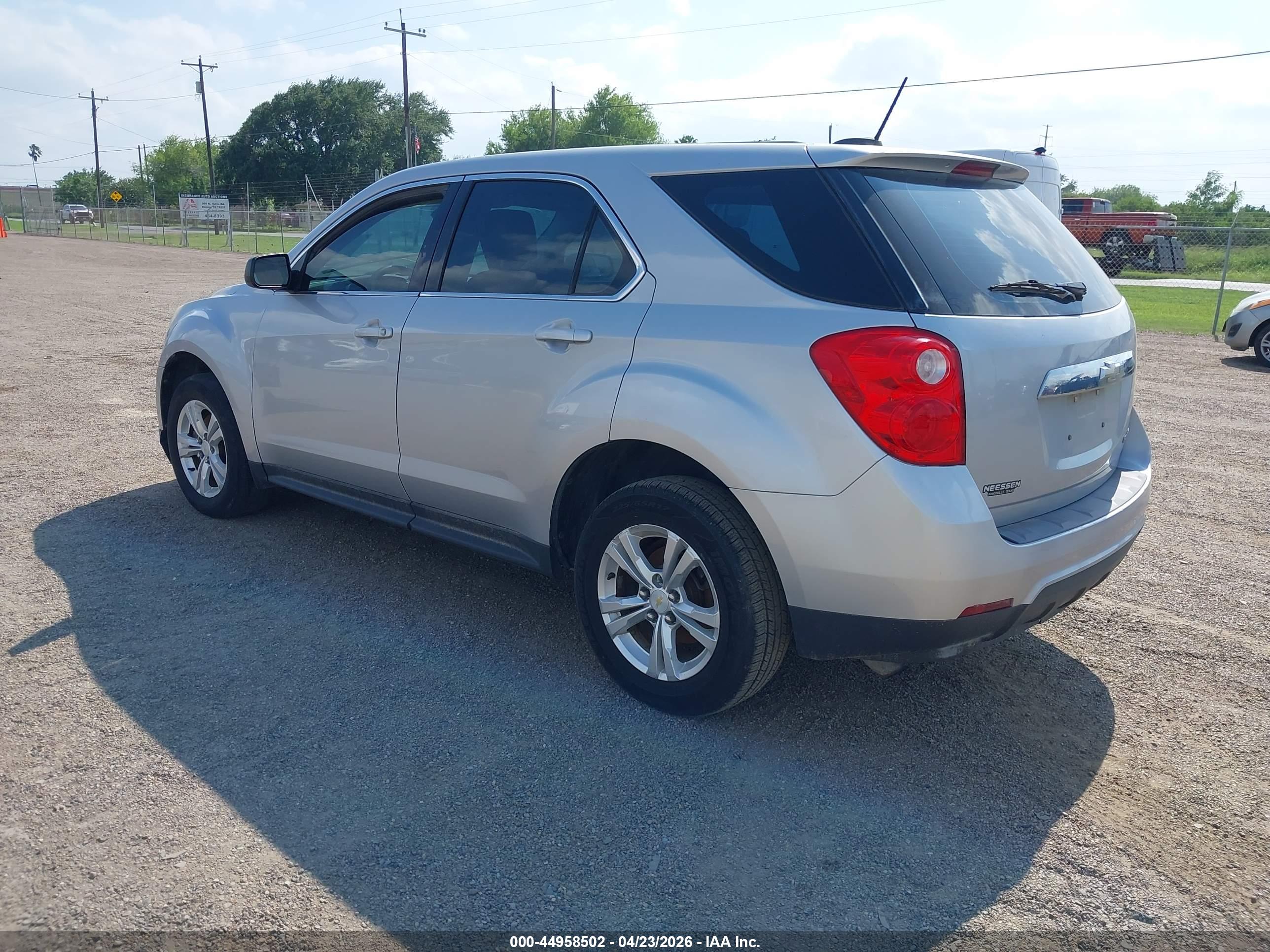 CHEVROLET EQUINOX image 3