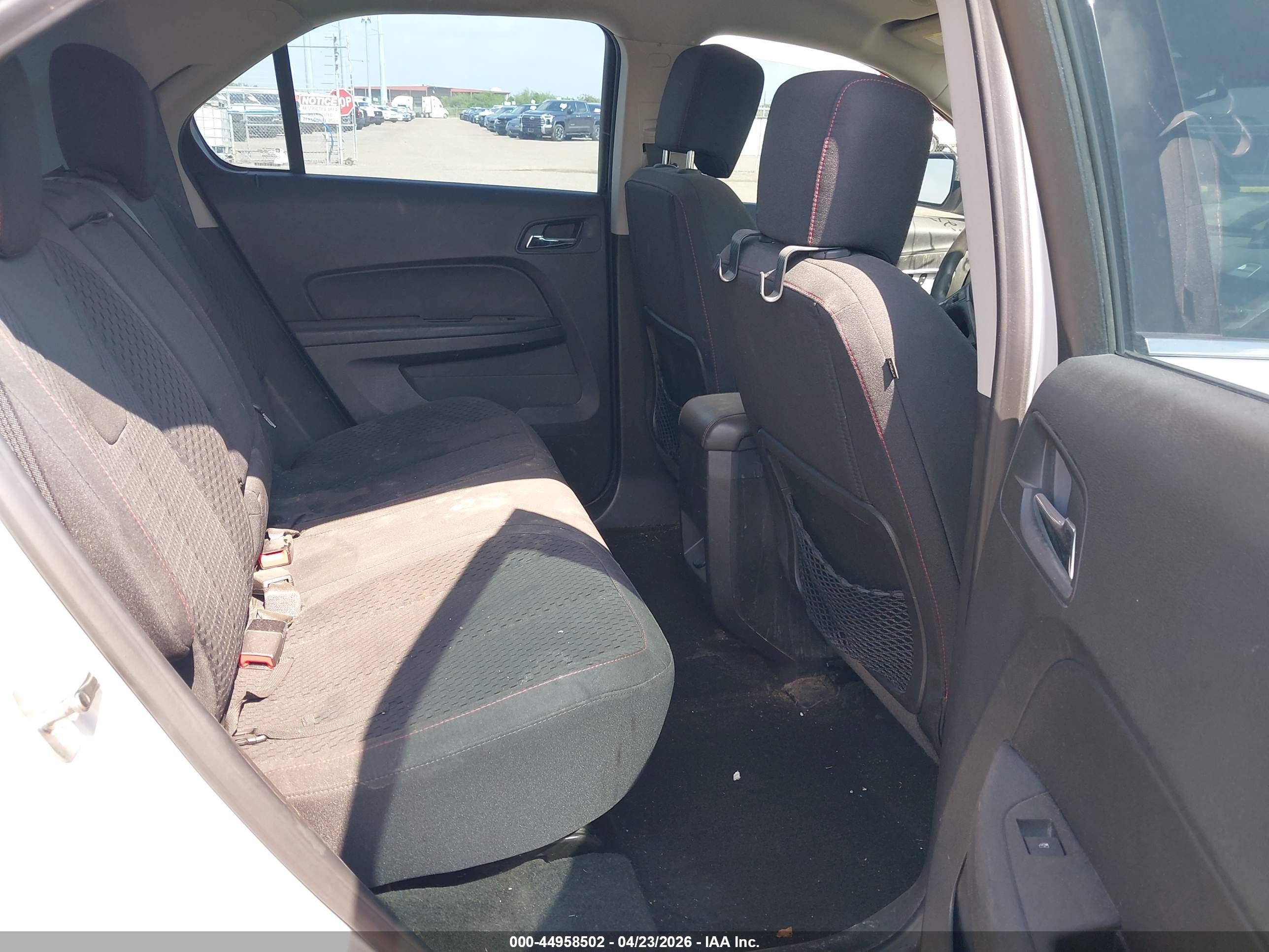 CHEVROLET EQUINOX image 8