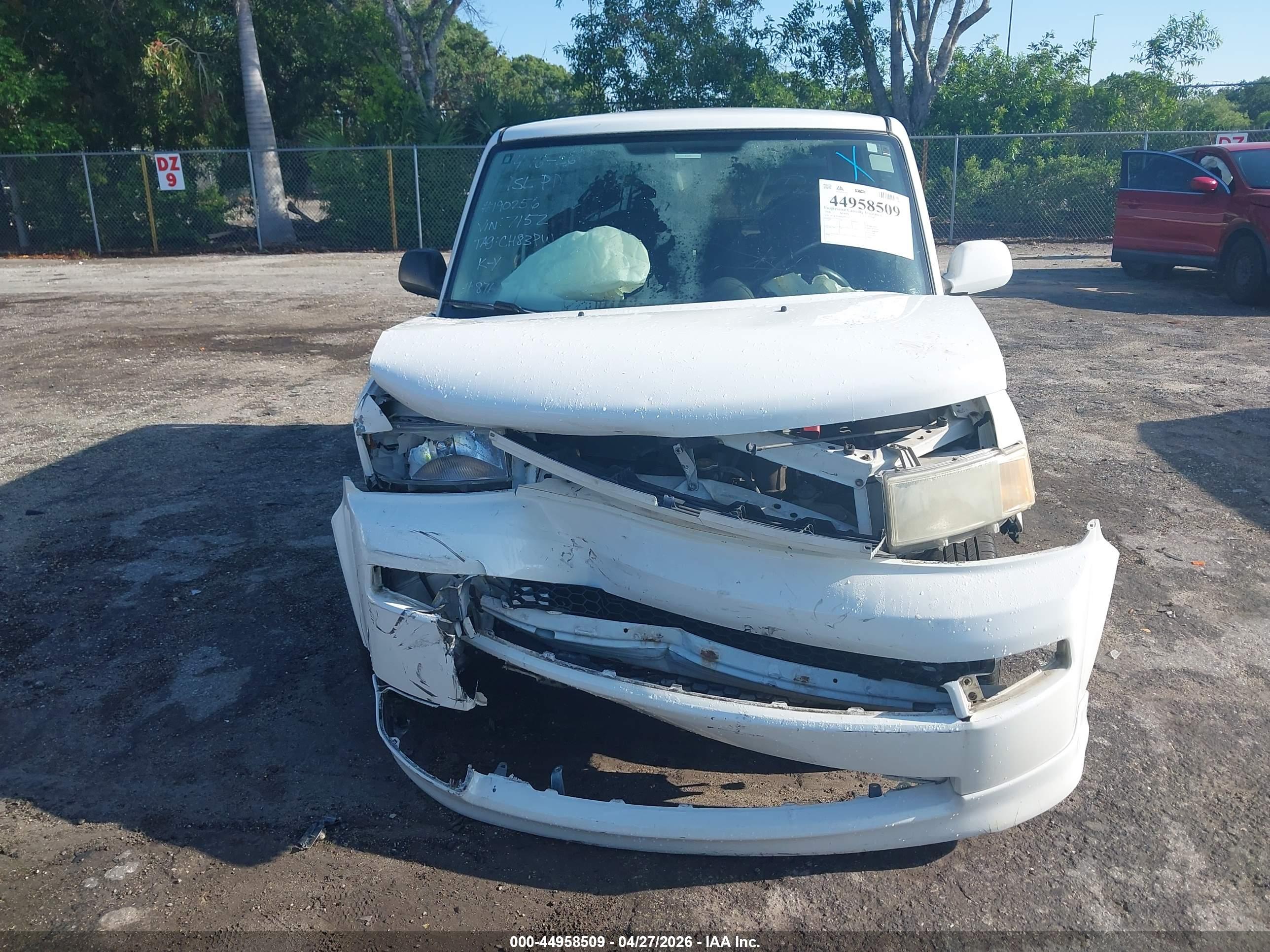 SCION XB image 6