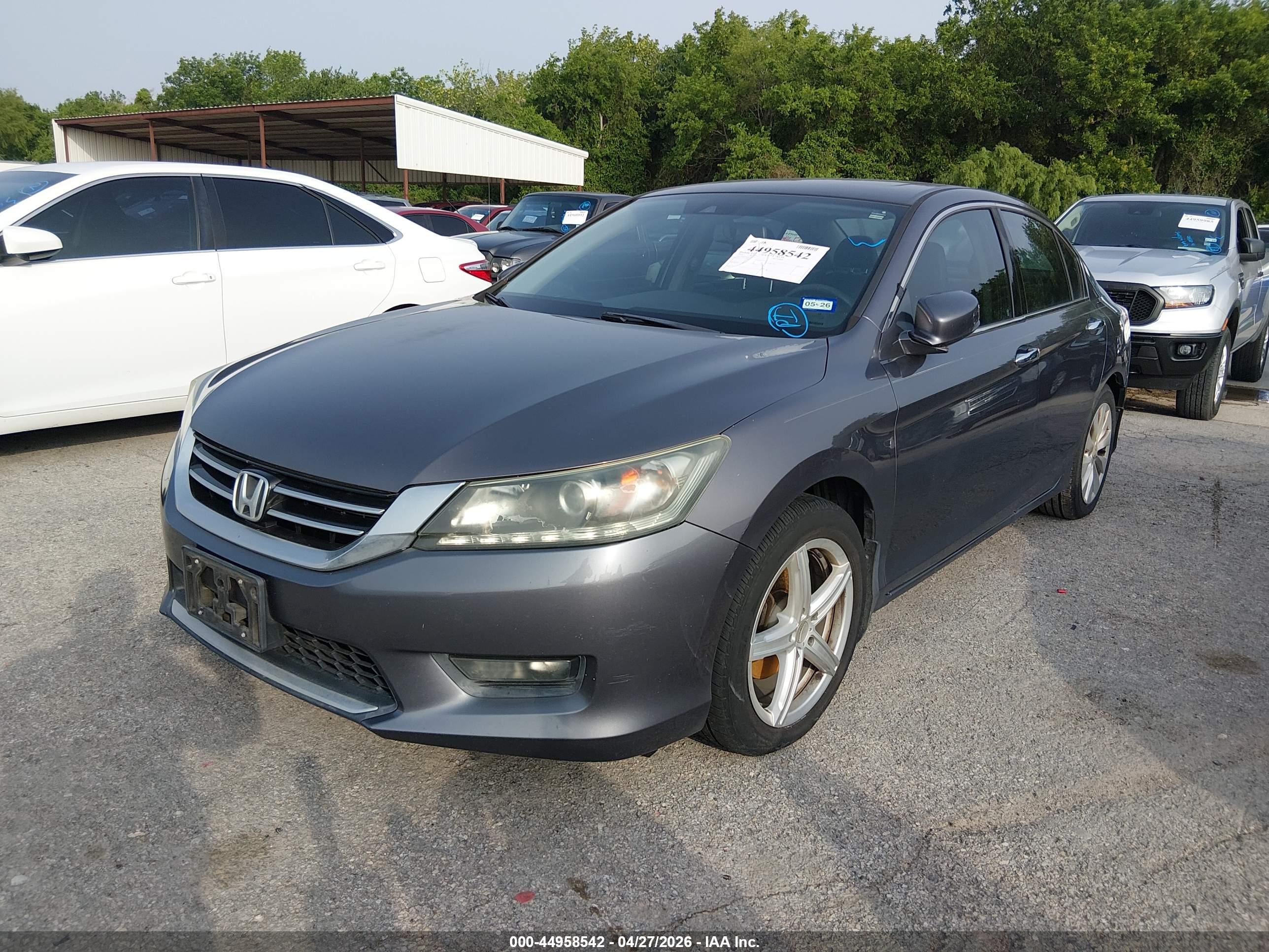 HONDA ACCORD image 2