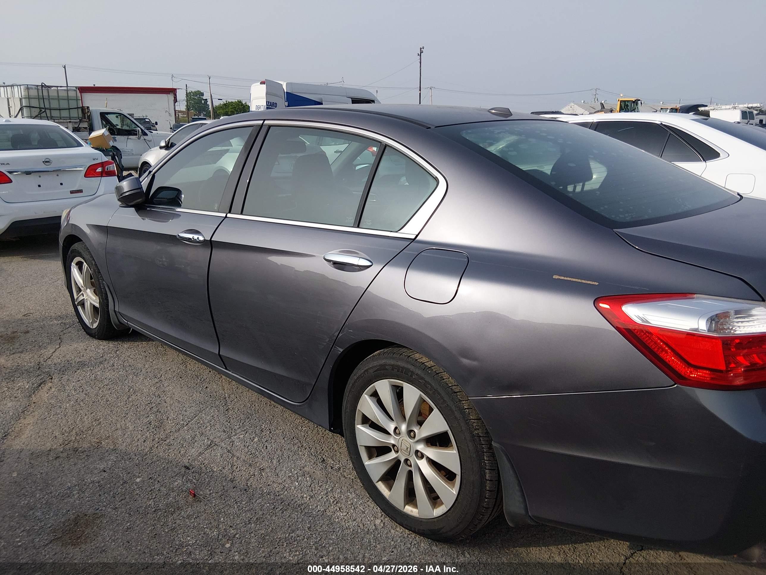 HONDA ACCORD image 6