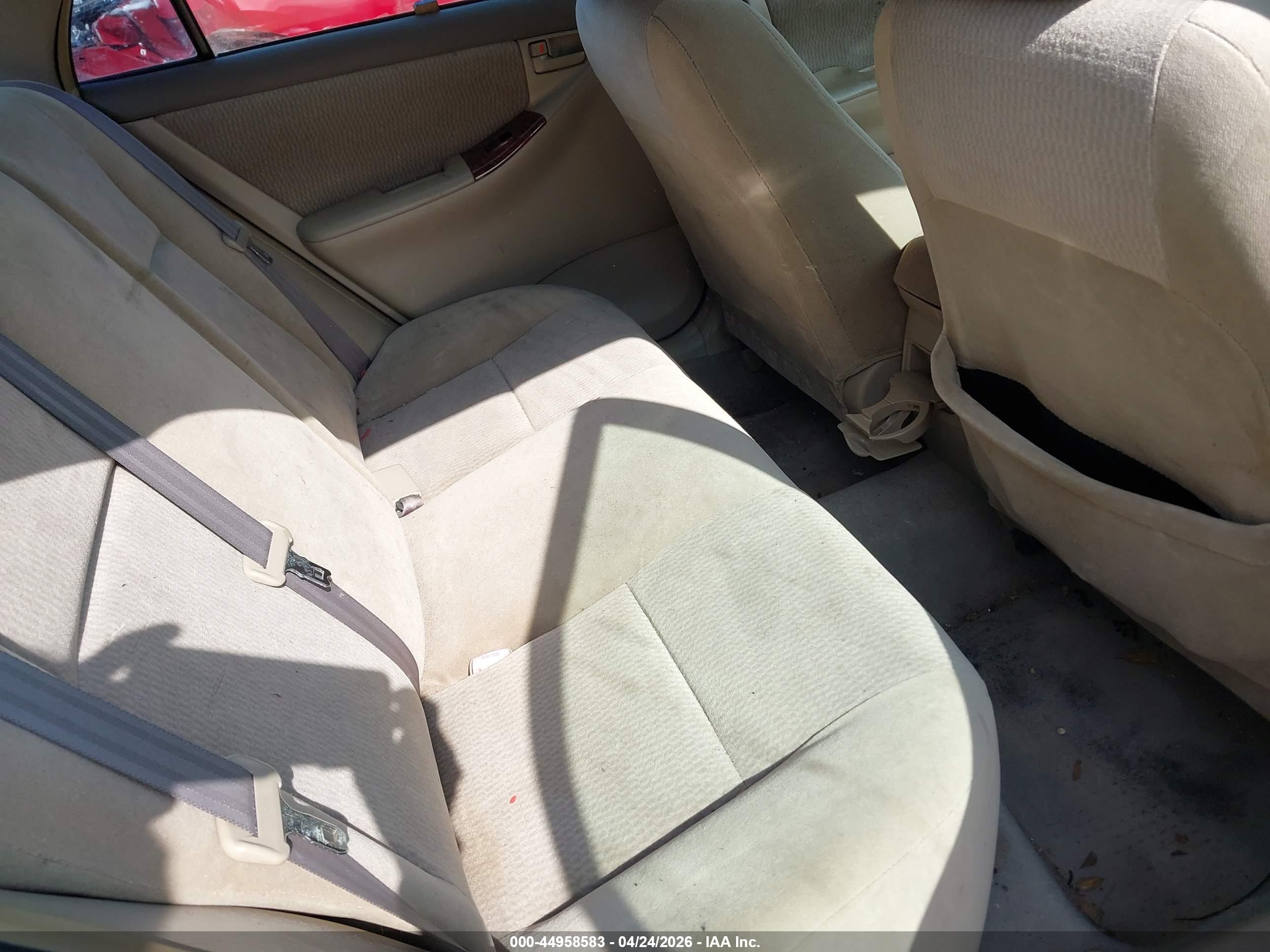 TOYOTA COROLLA image 8
