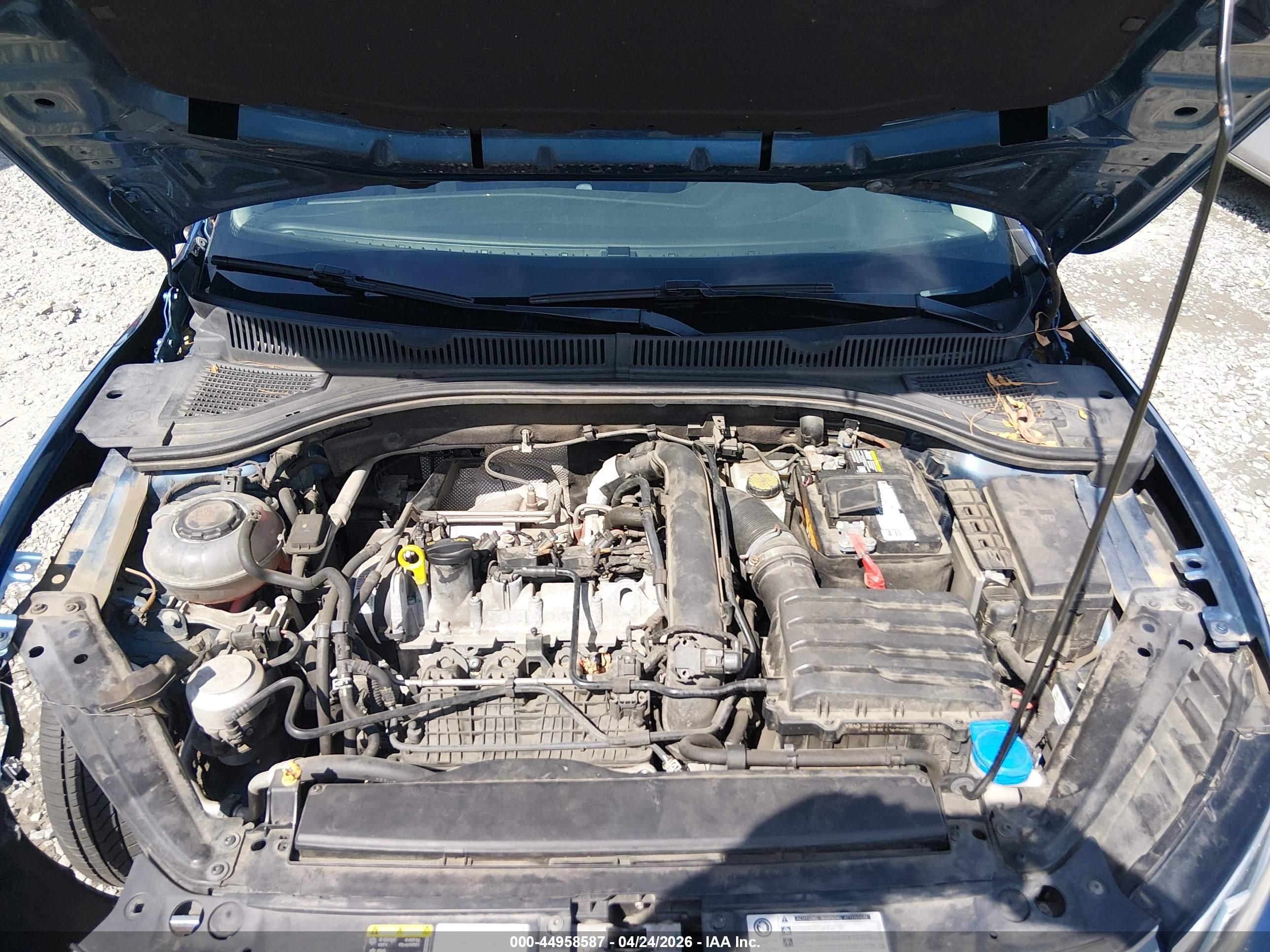 VOLKSWAGEN JETTA image 10