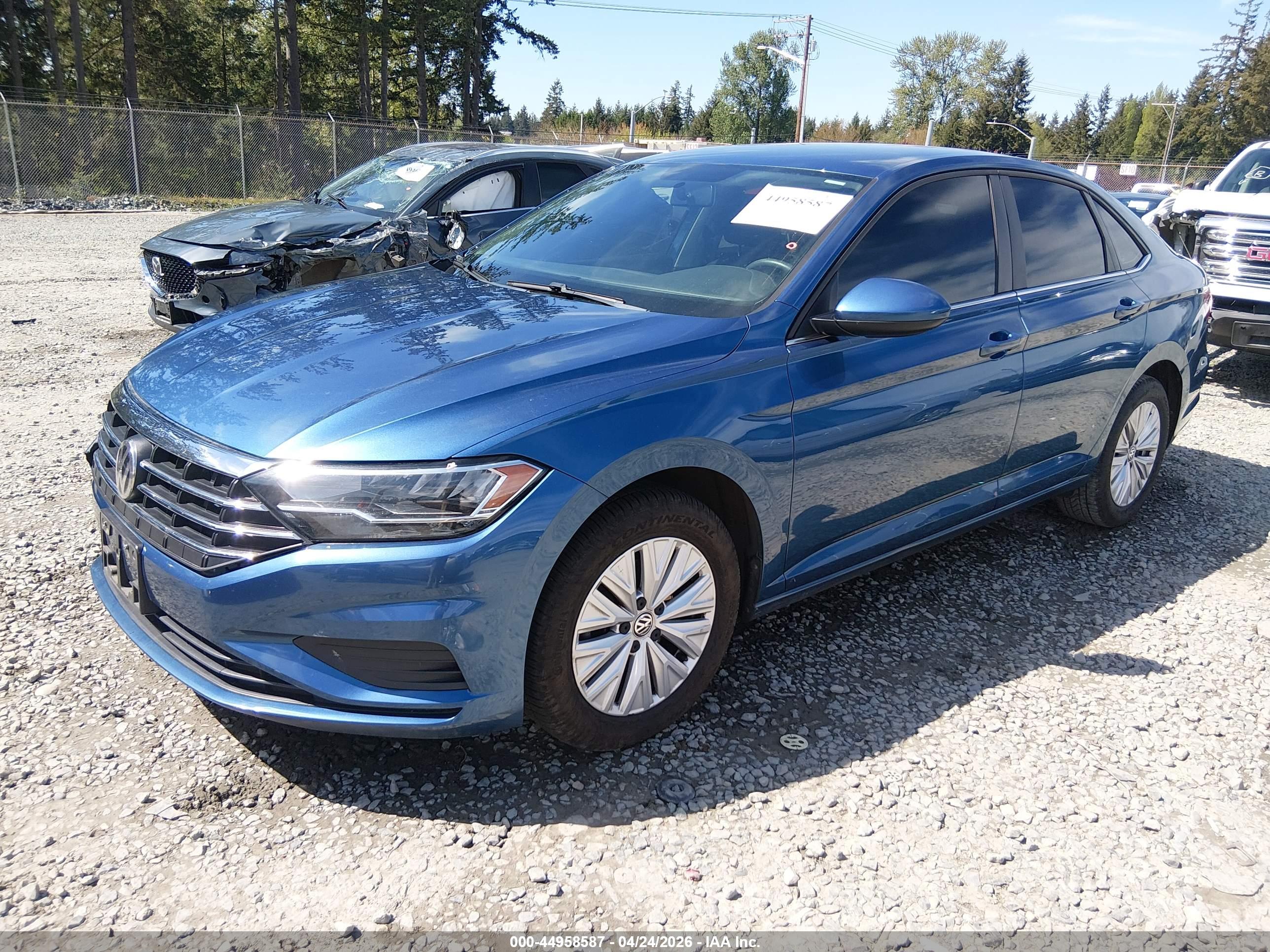 VOLKSWAGEN JETTA image 2