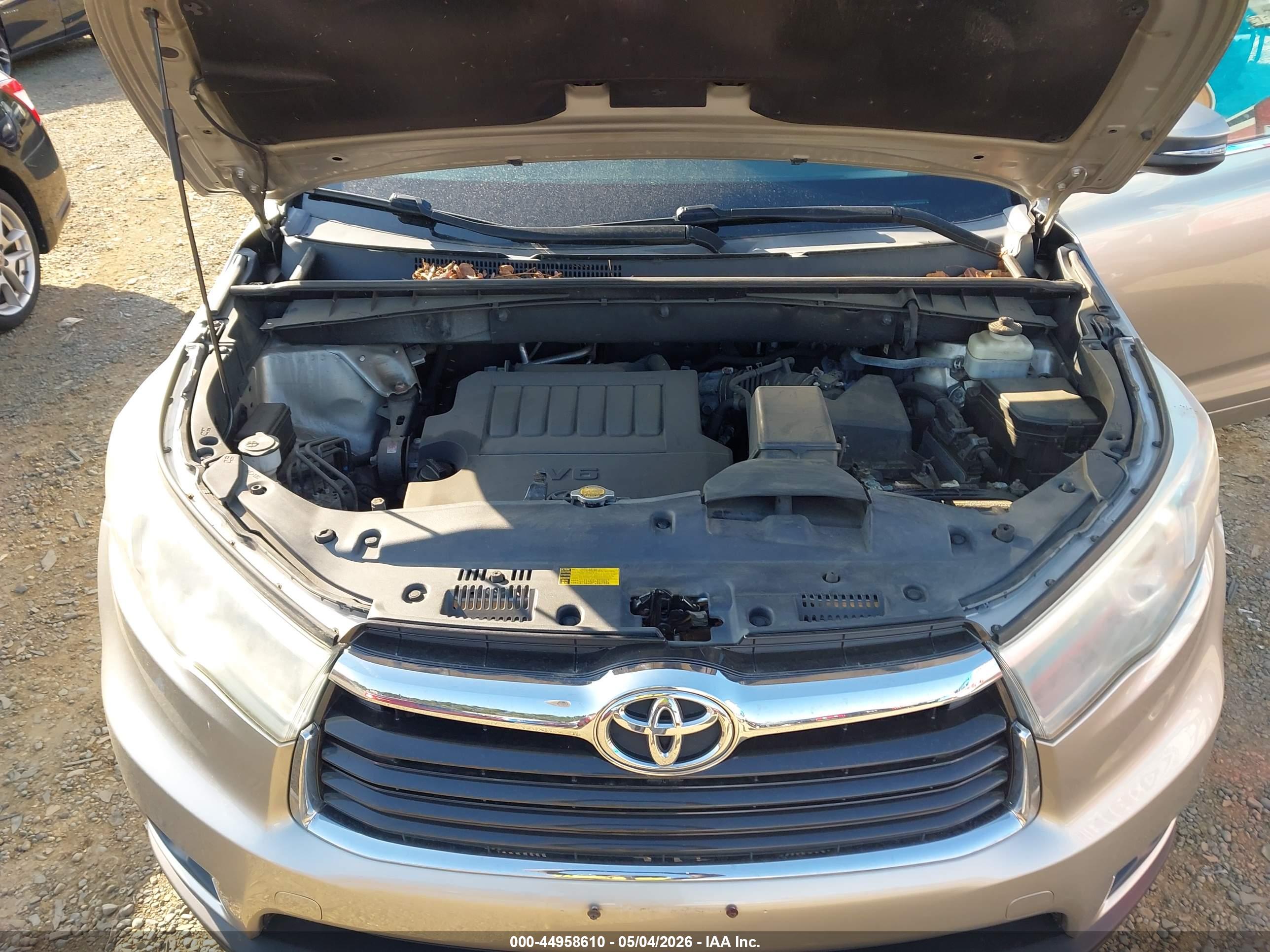 TOYOTA HIGHLANDER image 10