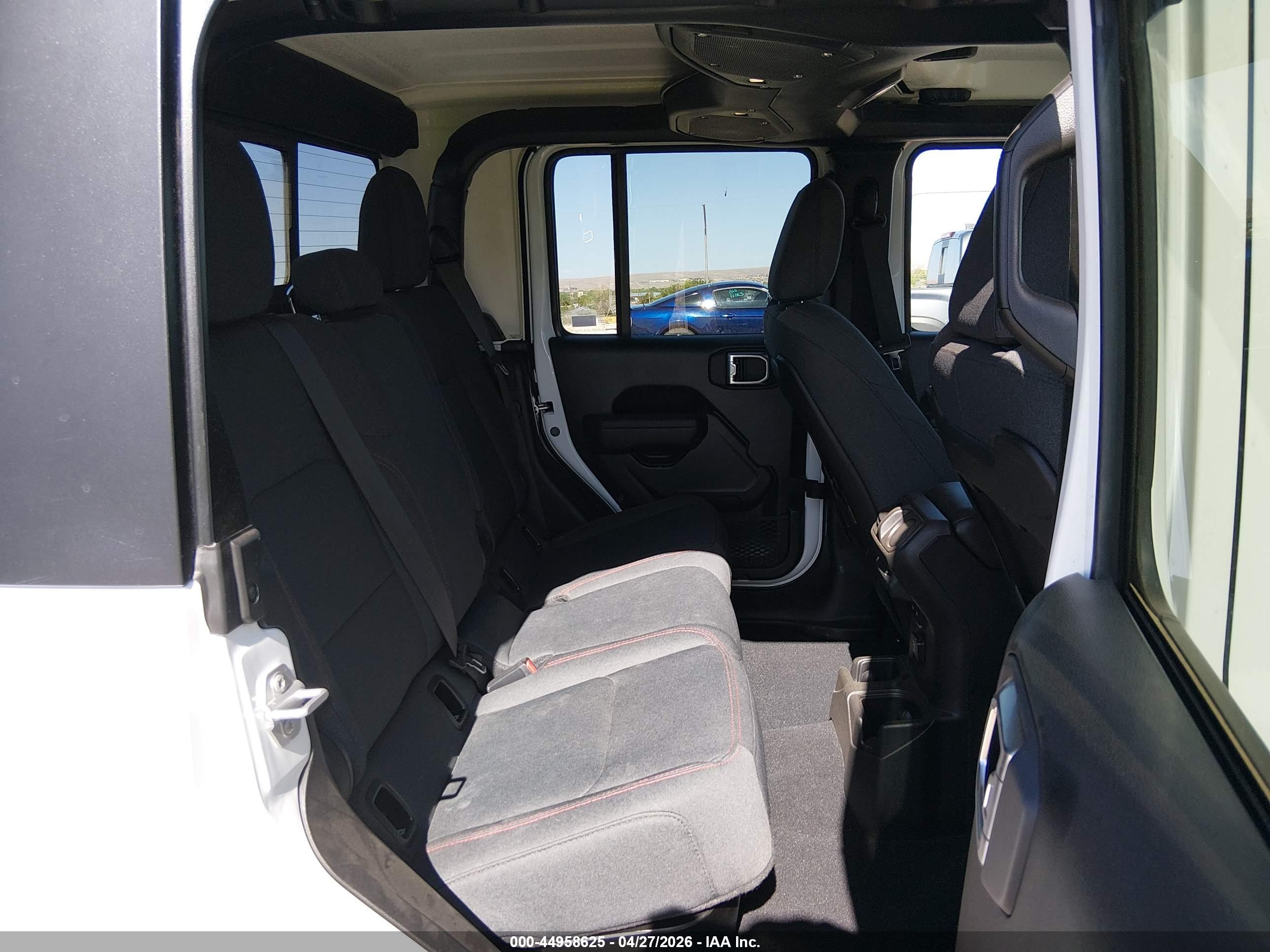 JEEP GLADIATOR image 8