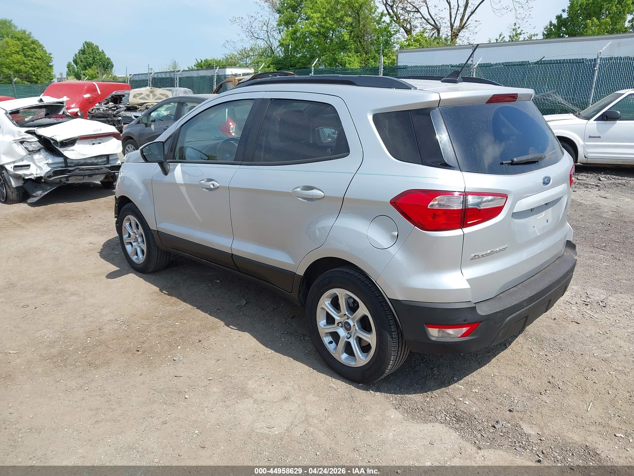 FORD ECOSPORT image 3
