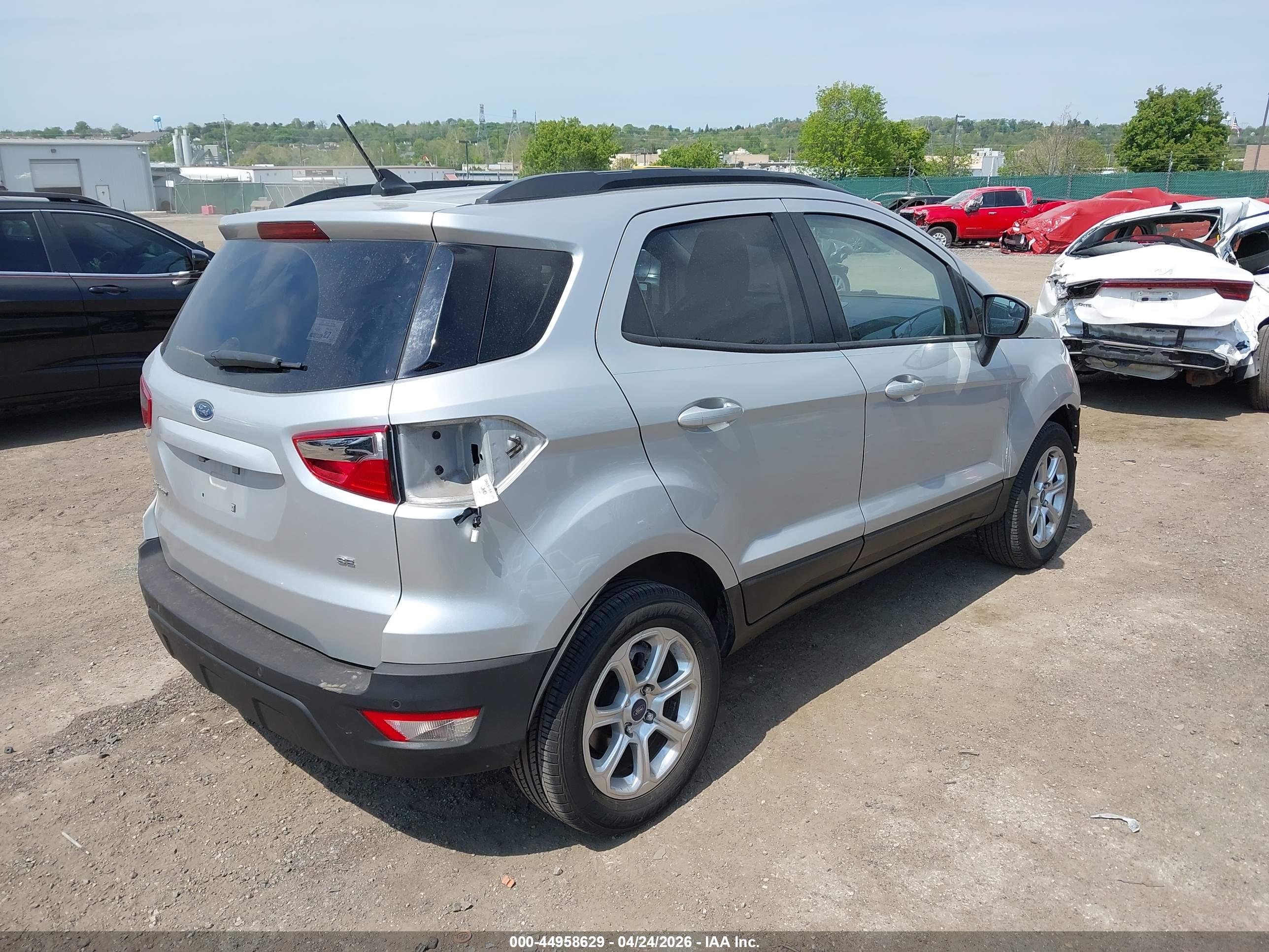 FORD ECOSPORT image 4