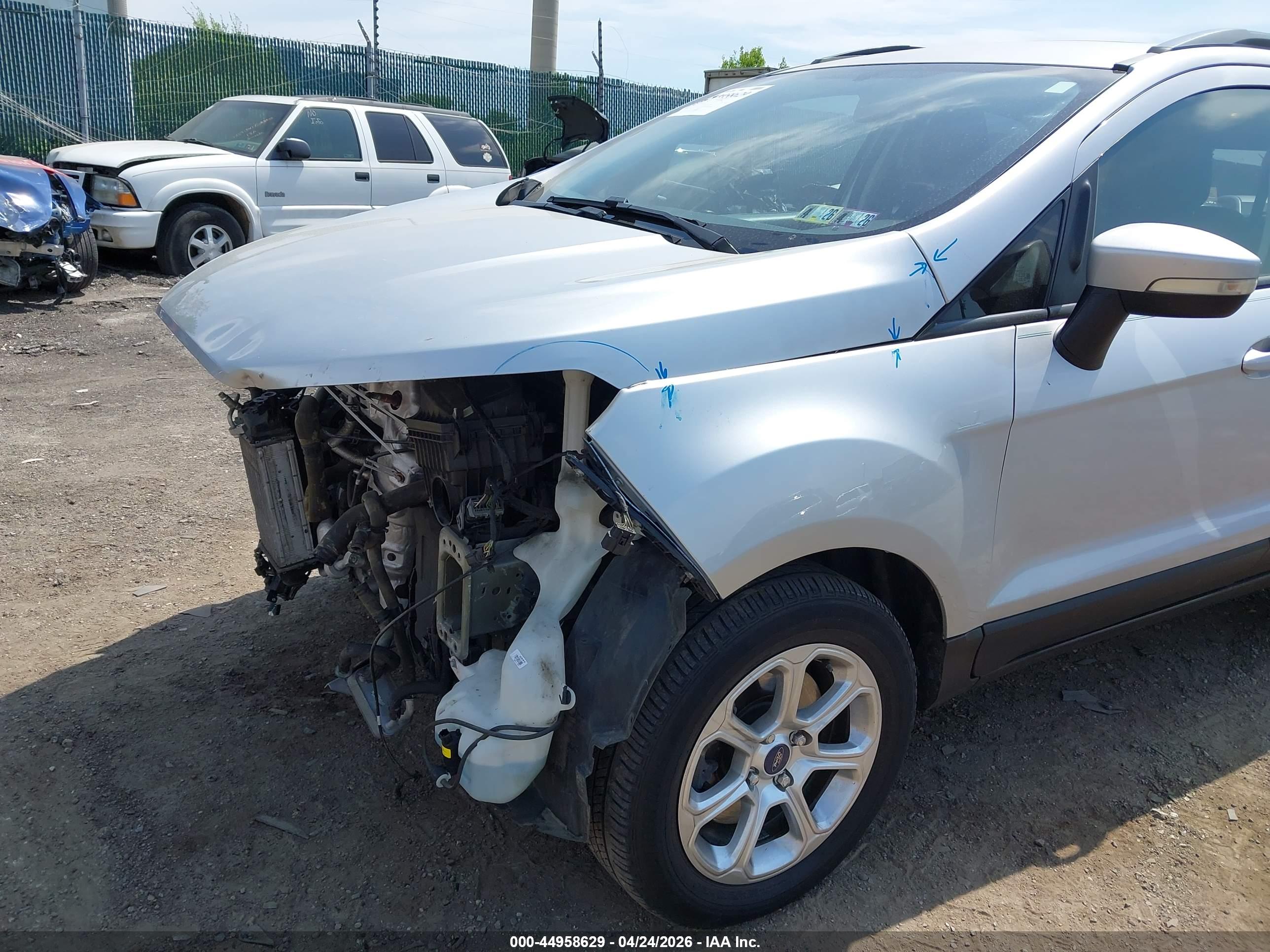 FORD ECOSPORT image 6