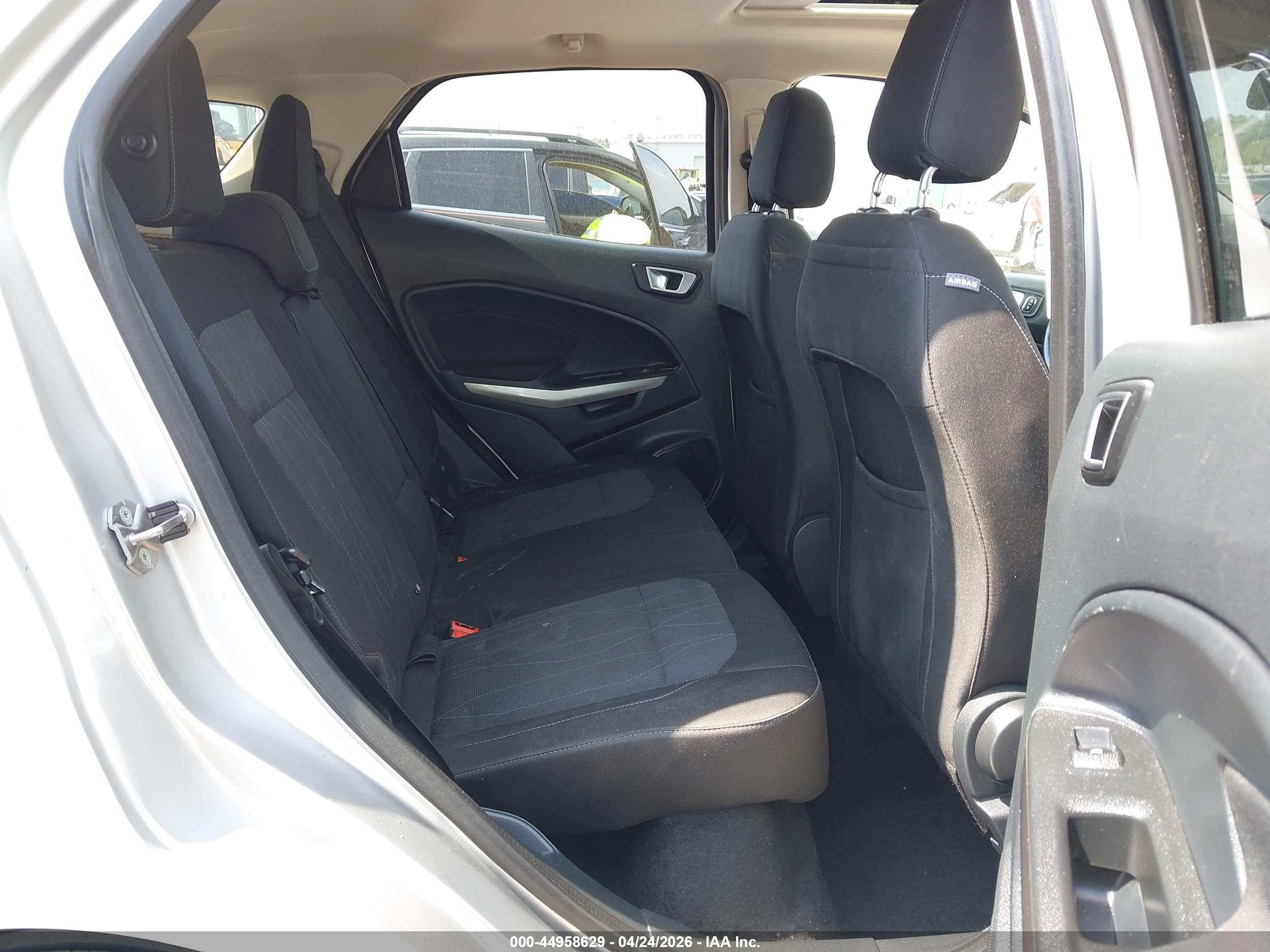 FORD ECOSPORT image 8