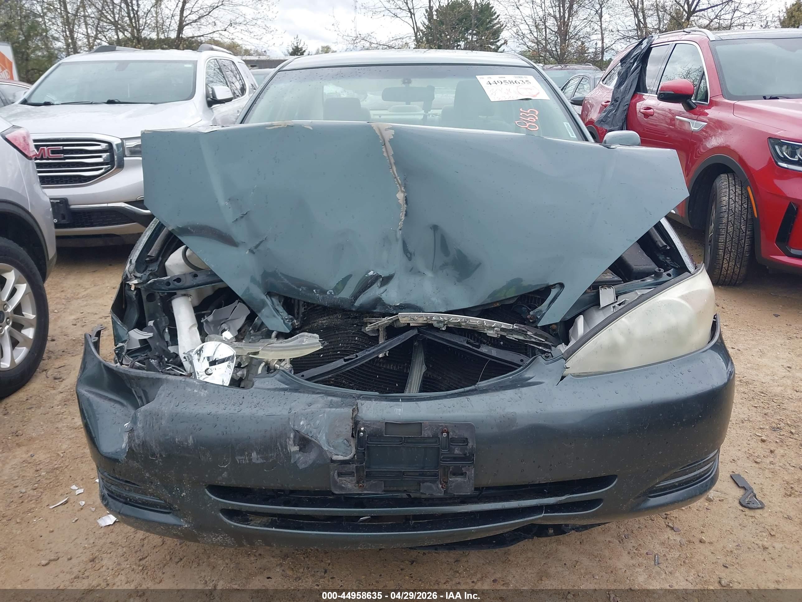 TOYOTA CAMRY image 6