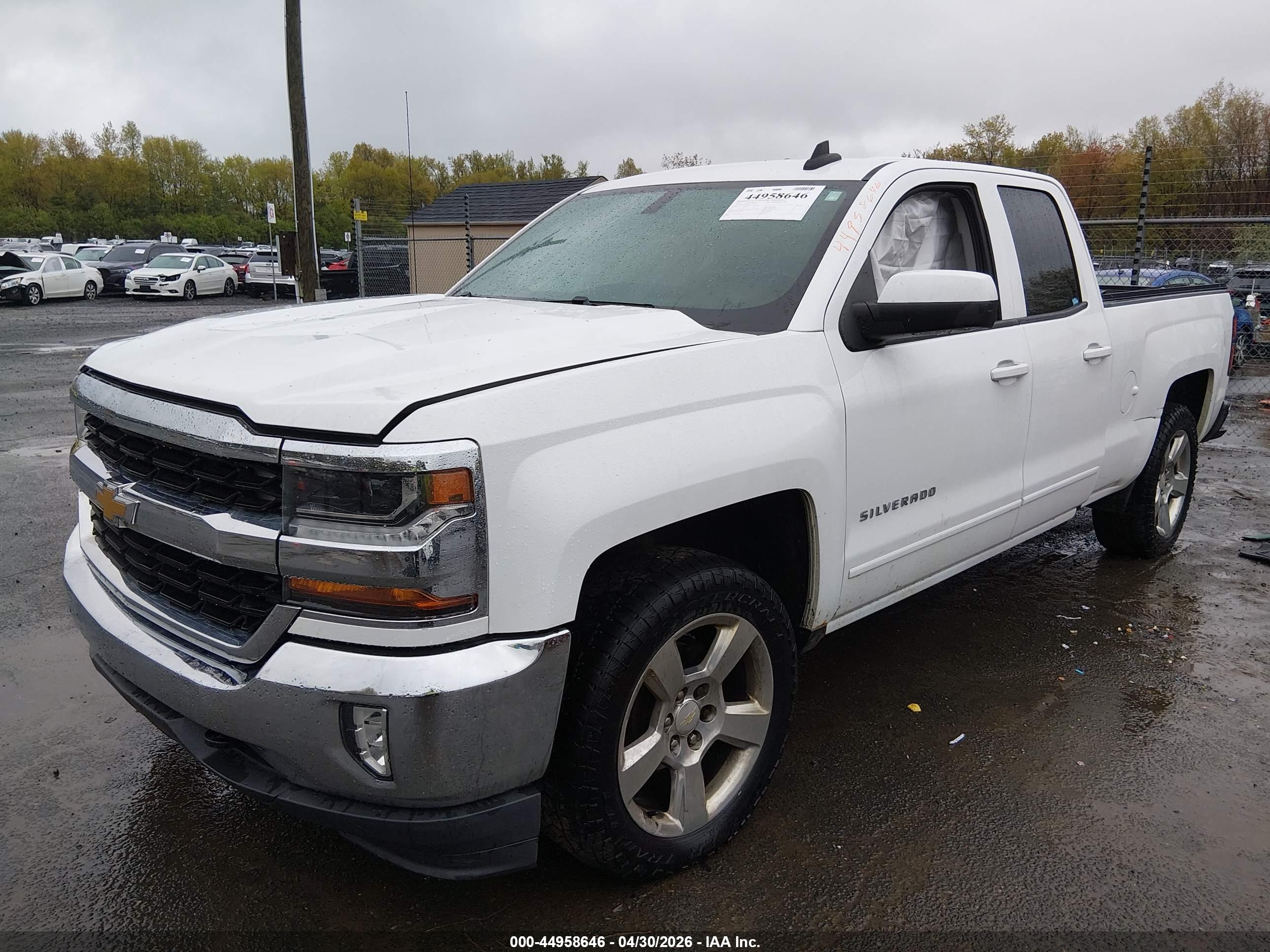 CHEVROLET SILVERADO image 2