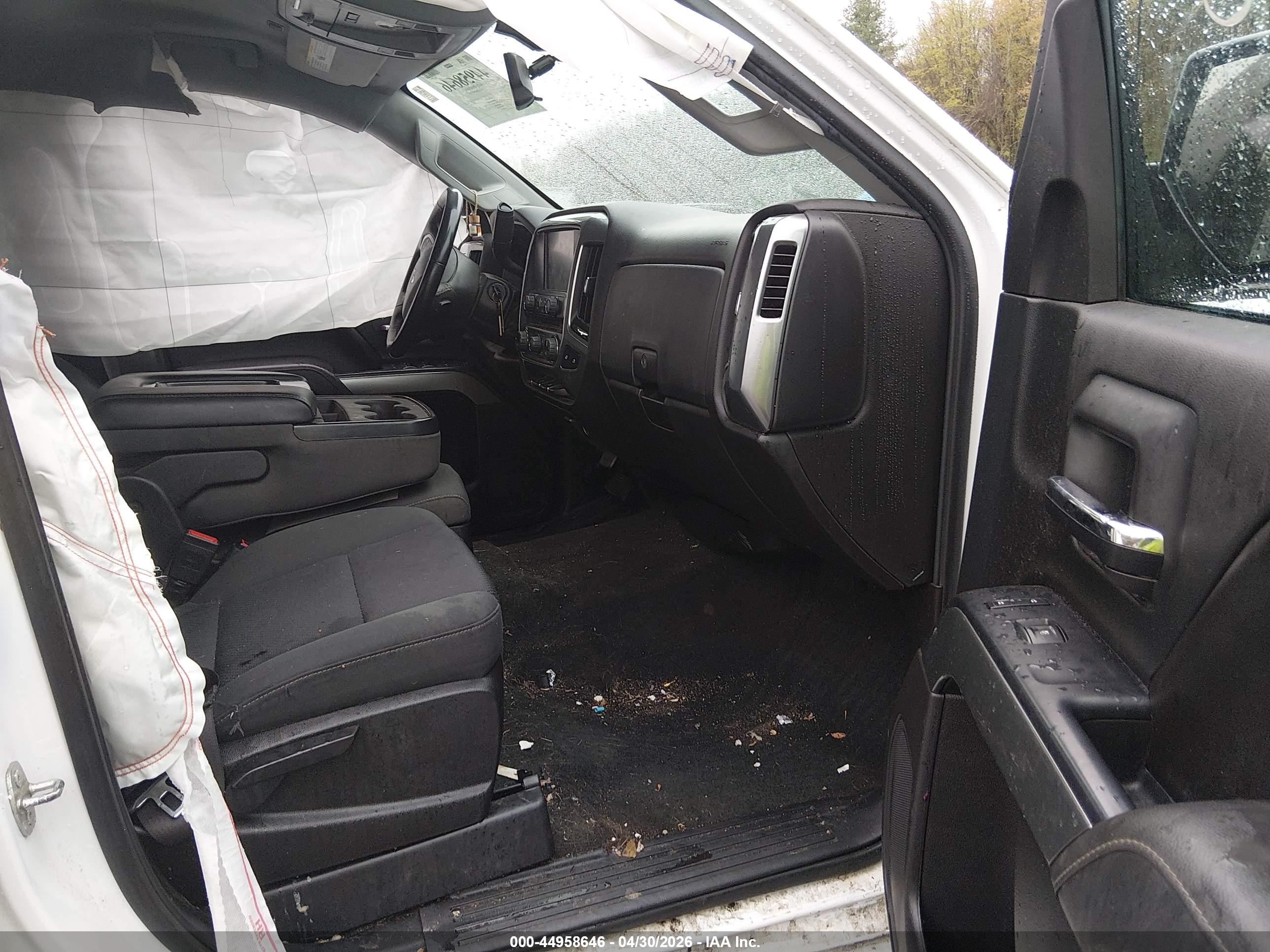 CHEVROLET SILVERADO image 5